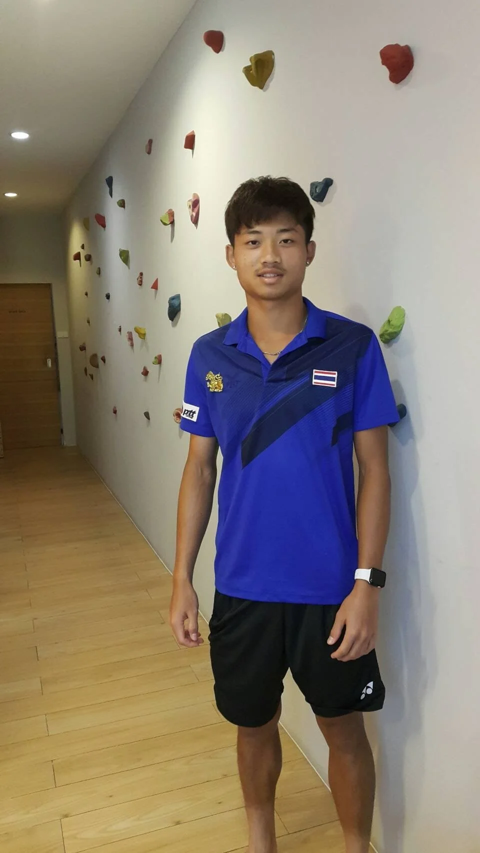 คุณฐานทัพ สุขสำราญ นักกีฬาเทนนิสทีมชาติไทย