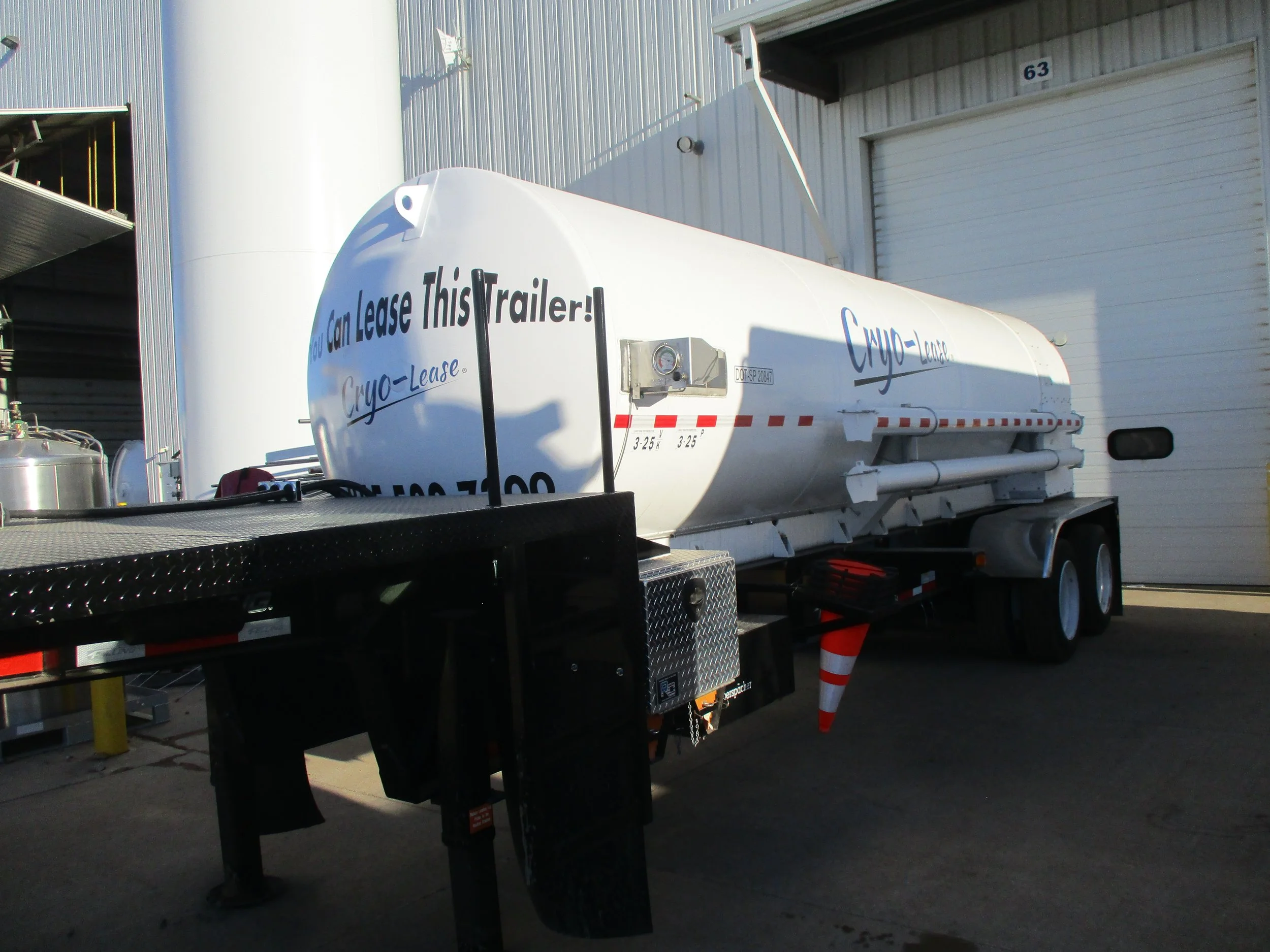 LD CO2 10.5 Ton Trailer.JPG