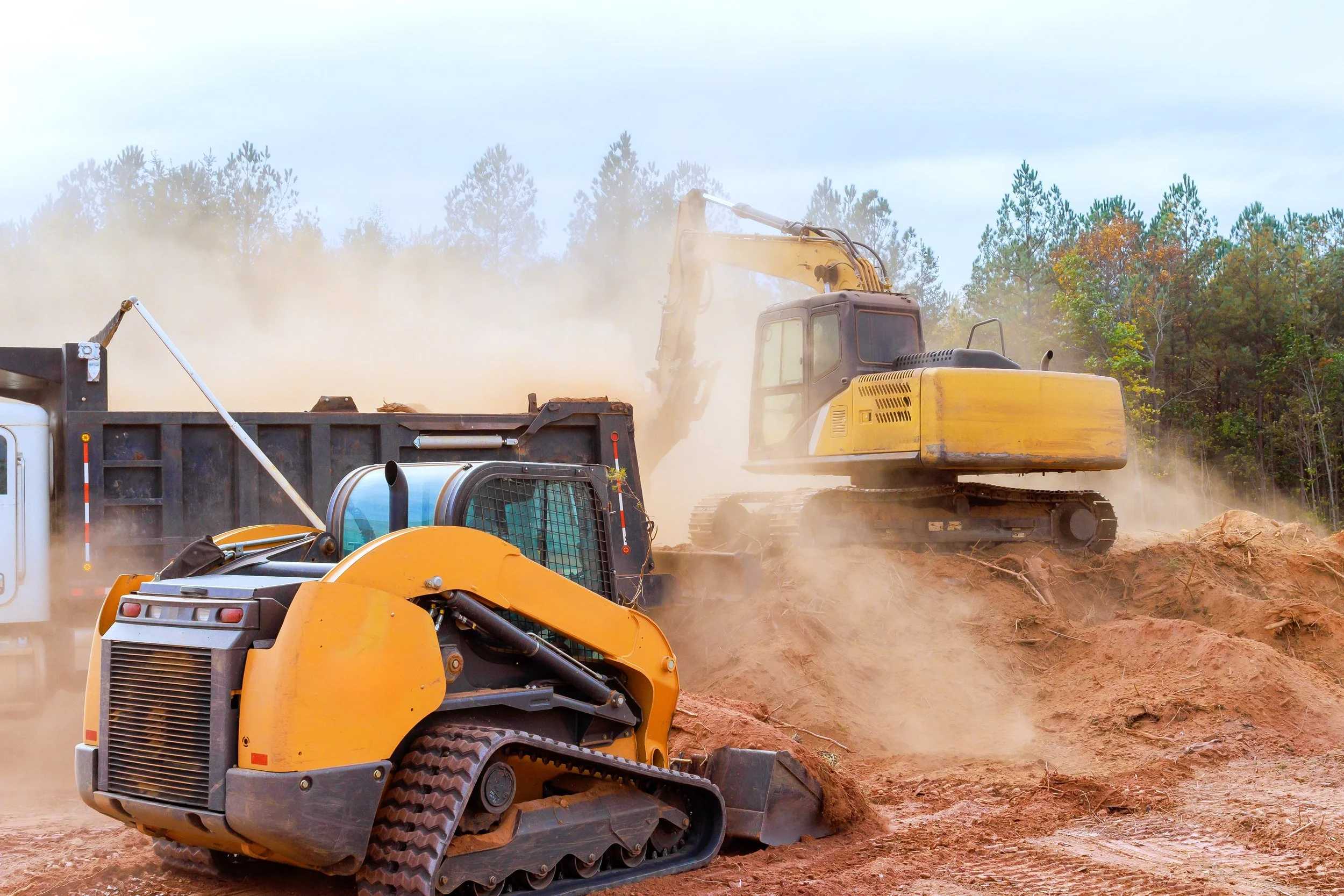 Choosing the Best Loaders and Dozers for Large Earthmoving Jobs