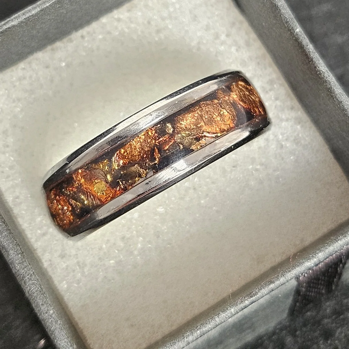 Bague Incrustée en Acier Inoxydable