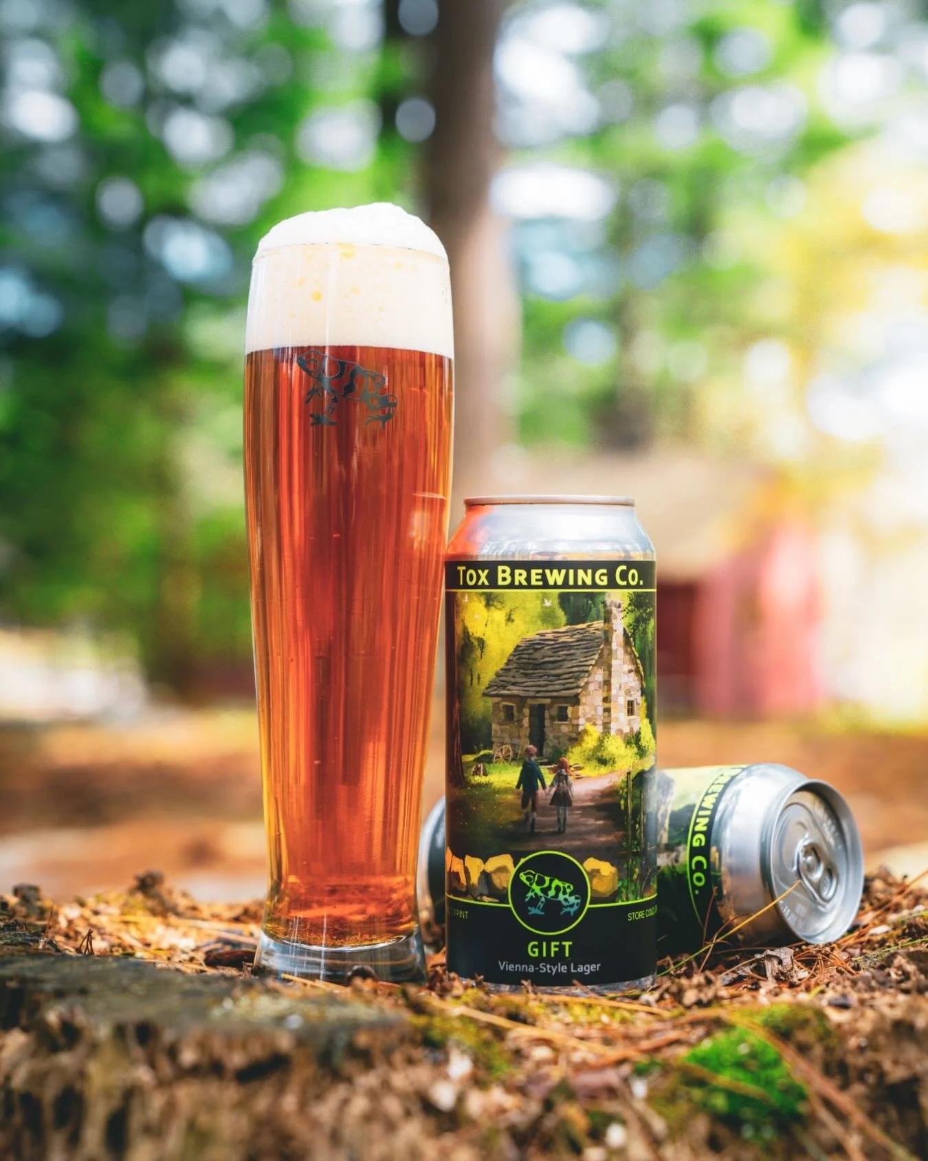 .
🇦🇹
So yesterday we announced something newfangled and experimental. So why not flex a crisp traditional lager today. Our Vienna Lager is brewed with a reverence for tradition and history.
🇦🇹
Gift (5.3%) is brewed with a single decoction mash th