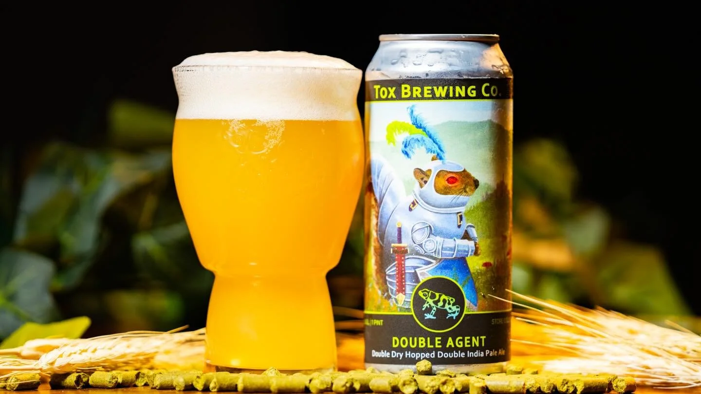 Double Agent? Agent Agent? Aaggeenntt? Whatever you wanna call it, it's back. We really up the juice quotient on this all all citra bomb. Tangerine? Ripe Melon? Pithy Grapefruit? What do you taste? Come try it and tell us. This Double IPA is back on 