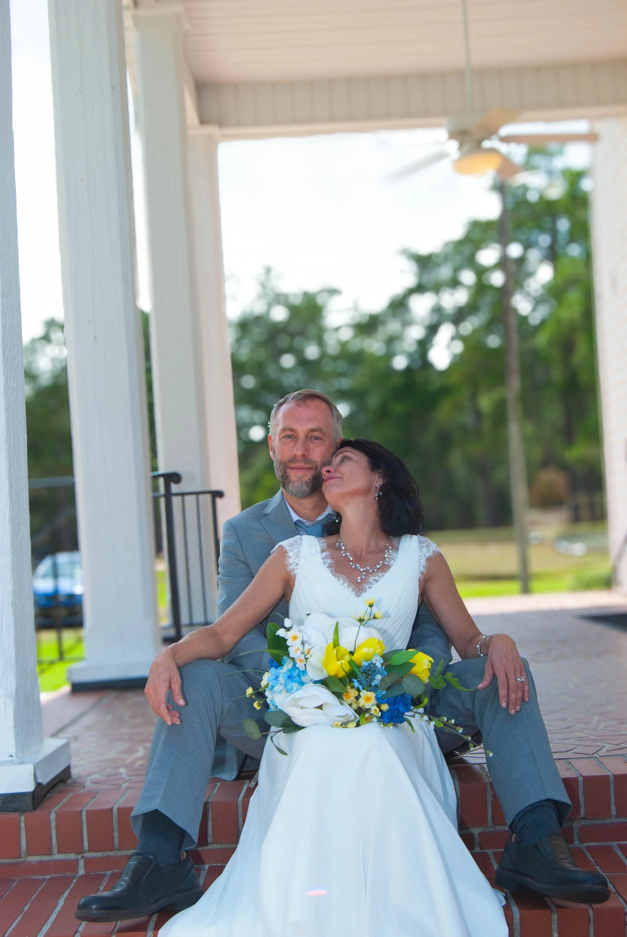 Bride&GroomSteps2.jpg