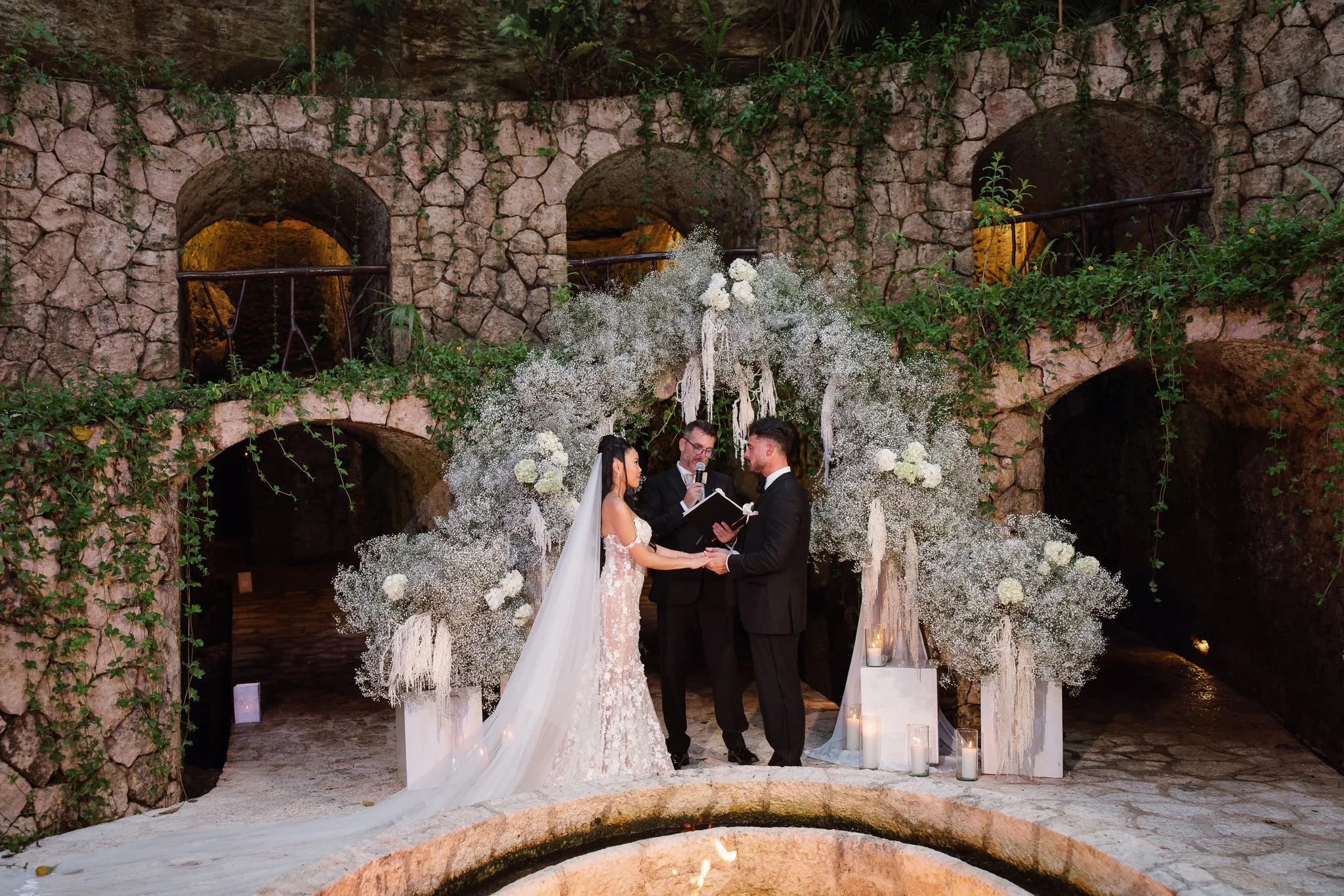 Classic Rose Elegance: Cindy & Jesse's Wedding in Xcaret