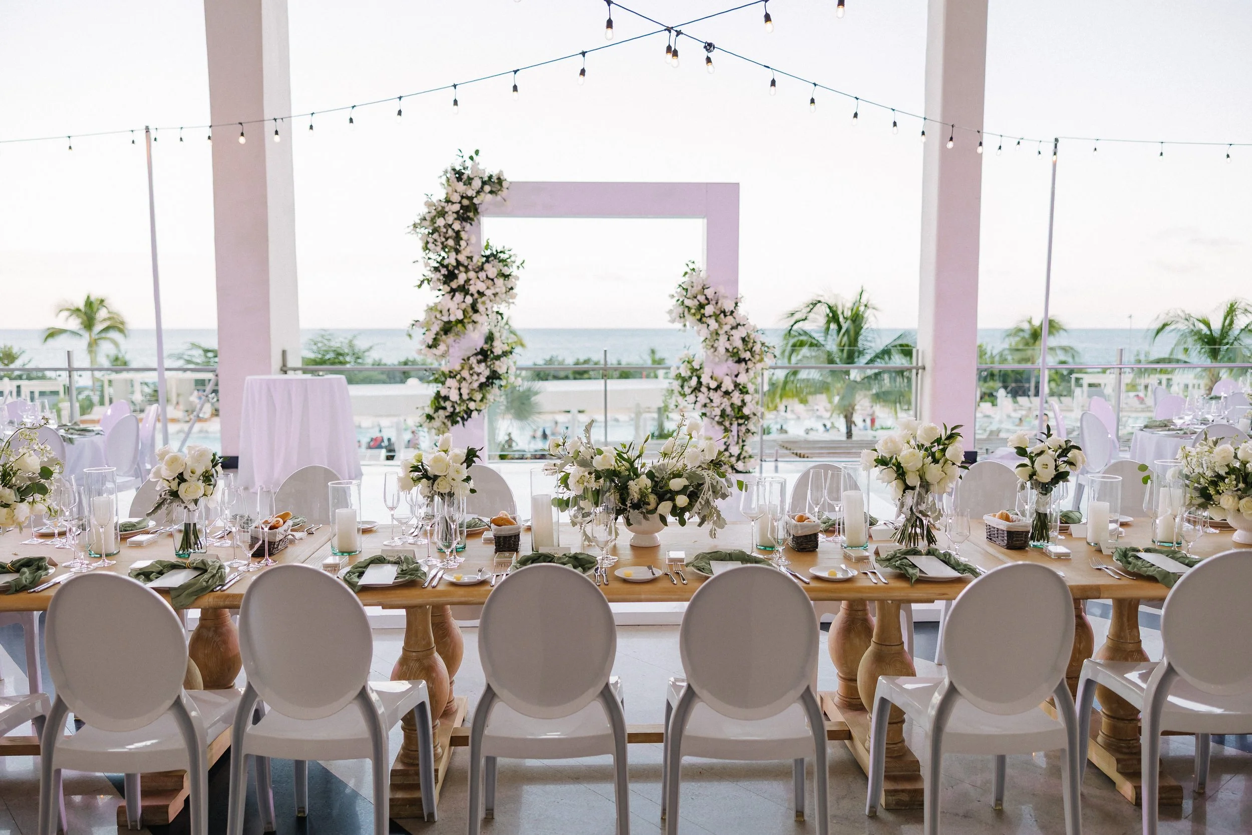 Wedding_Paige_Bobby_AVA_Resort_Cancun_0402.jpg