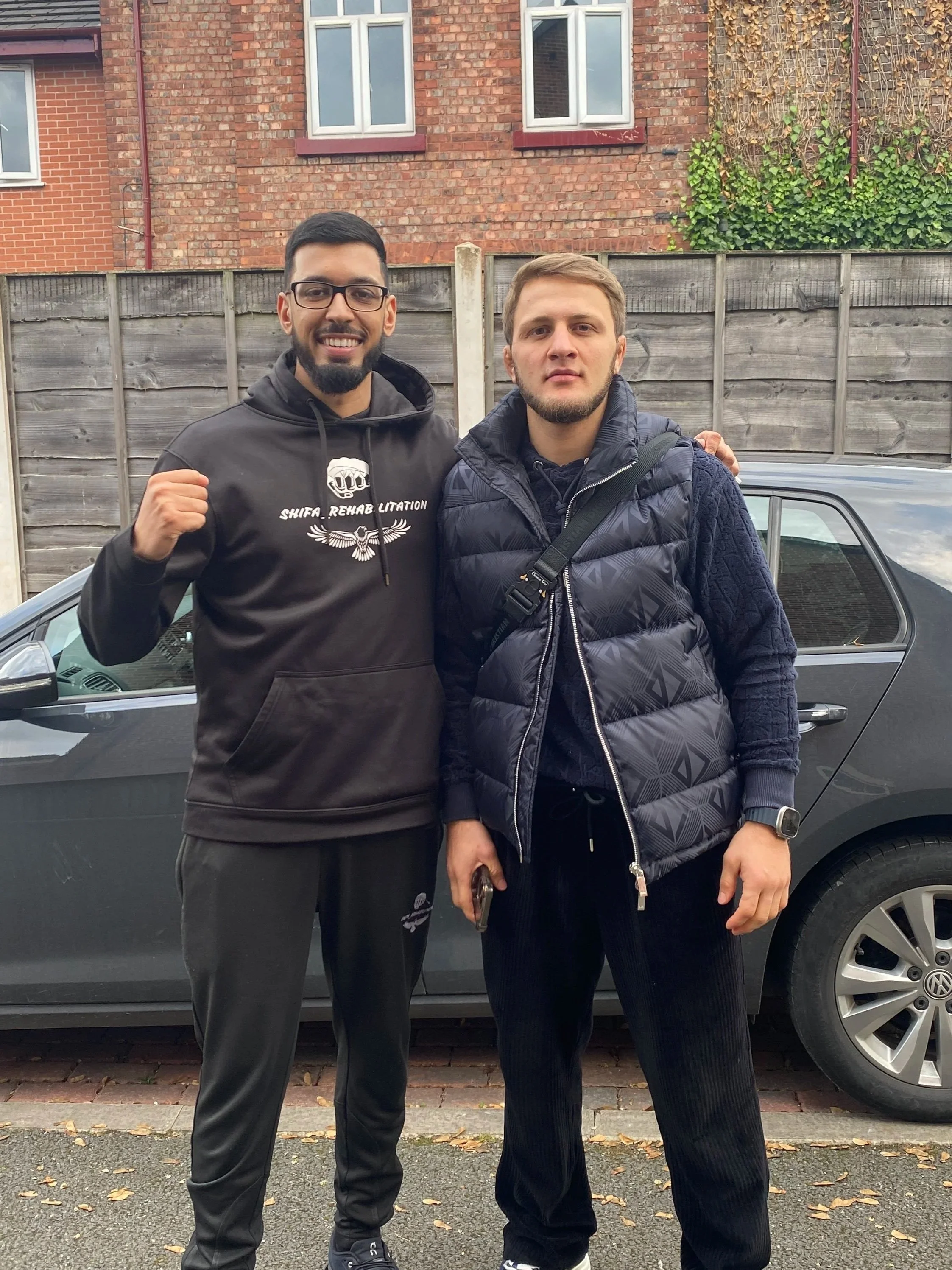 Image of Shifa owner Bilal with professional footballer Ibragim Ibragimov