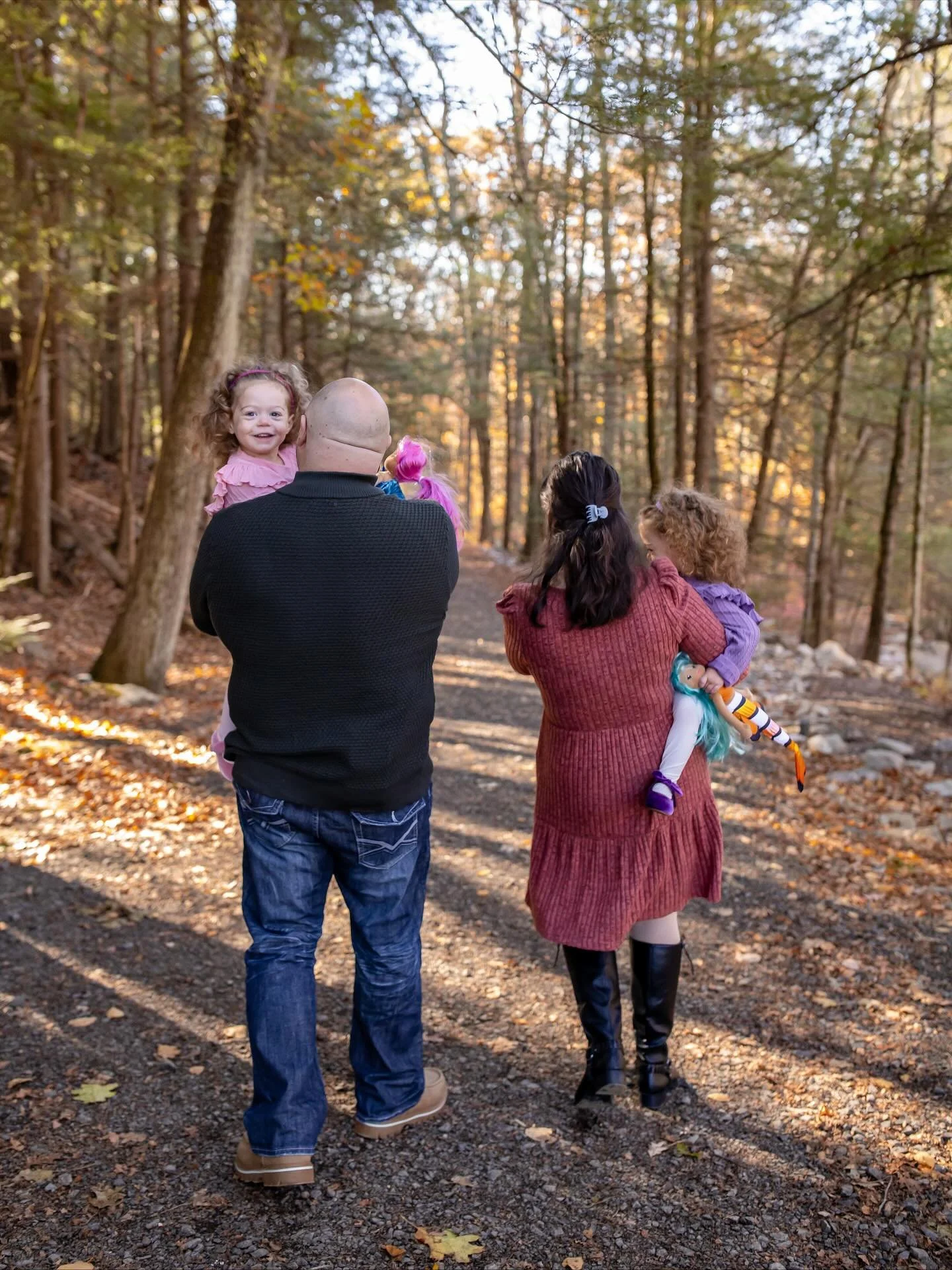 Turns out mermaids don&rsquo;t need water to make a splash. These two brought the magic (and the giggles) straight to the woods. ☺️🧜🏻&zwj;♀️🧜🏻&zwj;♀️