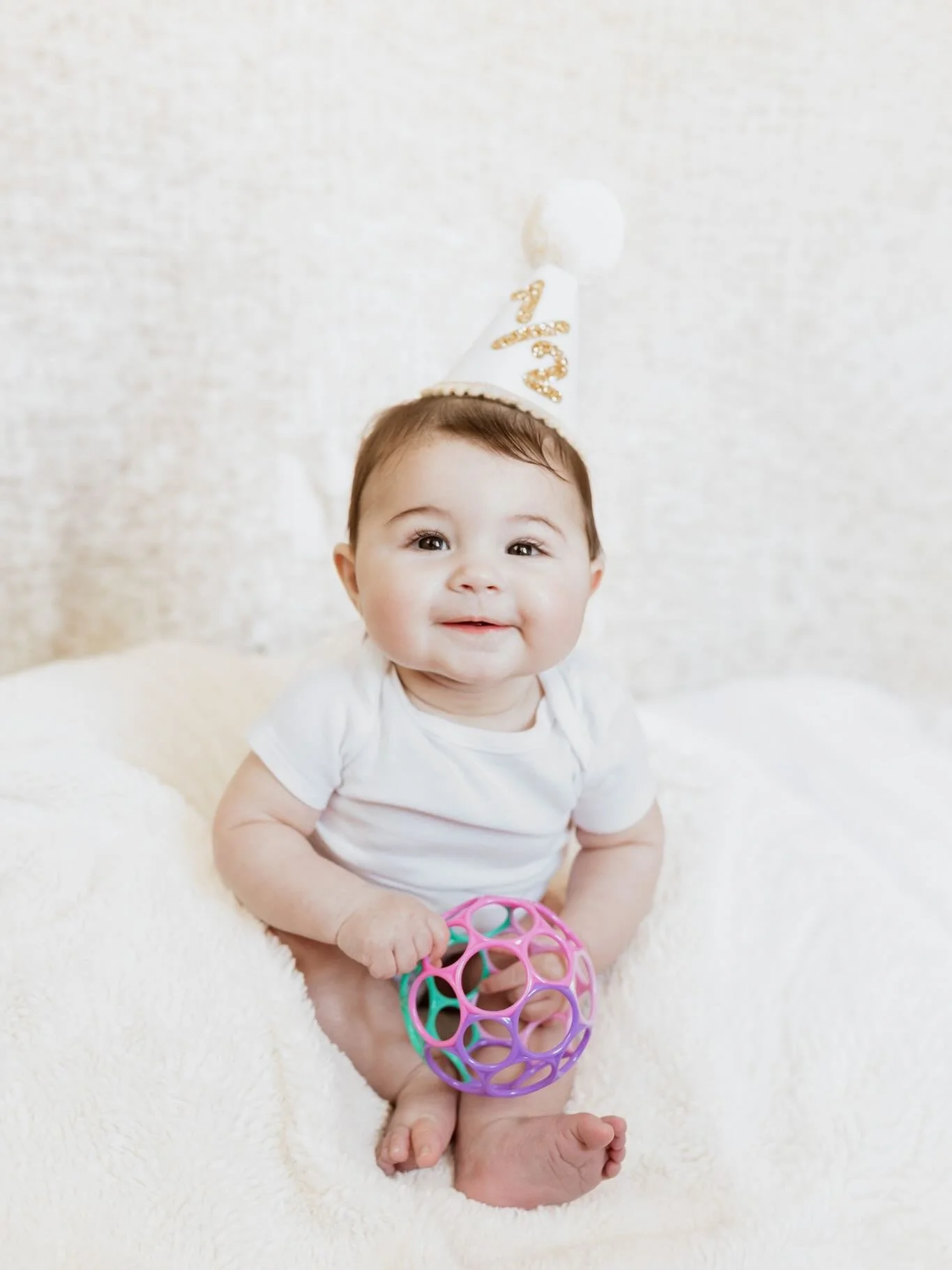 Six months old and already has lashes like this.
Meanwhile I glue mine almost daily 🤣😅
Happy &frac12; birthday, sweet girl. 💜🥳

#halfbirthdayphotoshoot #connecticutphotographer #ctphotographer #ctmilestonephotographer