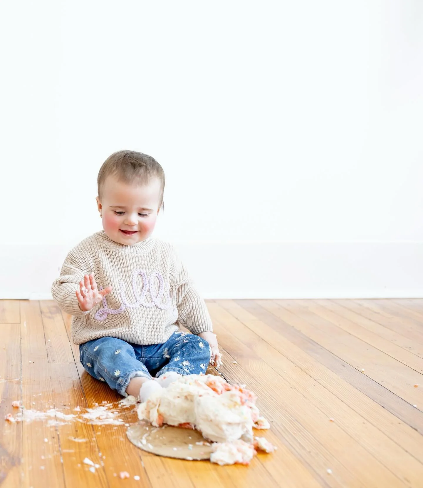 little frosting,
a big milestone,
and one very loved little girl.

Happy 1st birthday, Lillie. 🎂