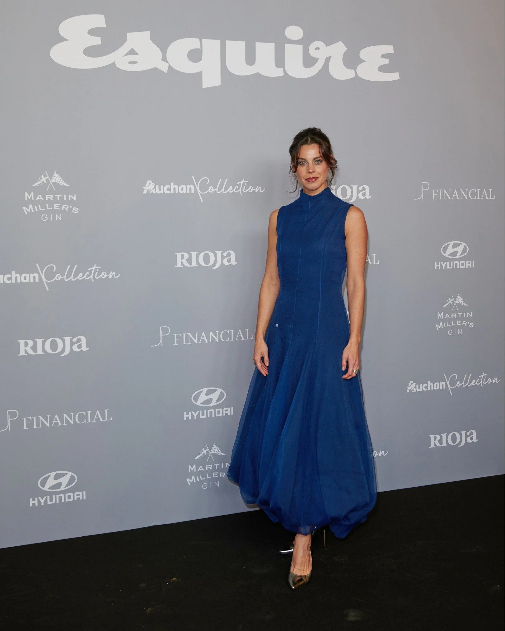 Clara Alvarado (@claraalvarado_)  en los Premios Hombres del A&ntilde;o de @esquirees

Look @eraxtudio @singularu 

Makeup @urrsula.gala

📸 Guillermo Jim&eacute;nez

#Barazarte #ClaraAlvarado