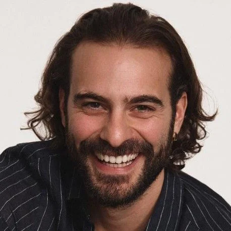 Entrevista a Ibrahim Al Shami J.(@ibrahimalshamij), actor de La Promesa (@lapromesa_tve), en La Vanguardia (@lavanguardia). Nos cuenta su experiencia en la serie y el v&iacute;nculo personal que siente con su personaje.

#Barazarte #IbrahimAlShamiJ #