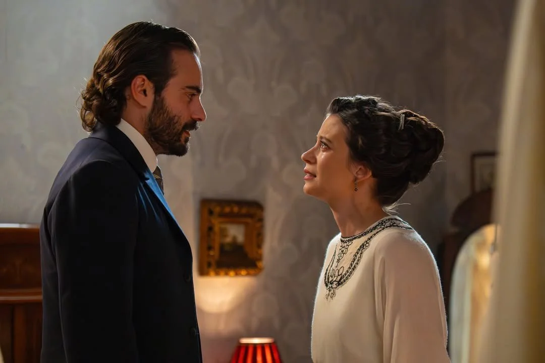 Esta semana en #LaPromesa nos regal&oacute; silencios, roces y confesiones imposibles de olvidar. Y lo de Adriano (@ibrahimalshamij)&hellip; simplemente 💔

@lapromesa_tve a partir de las 18:35h en @la1_tve y @rtveplay 

 #Barazarte #IbrahimAlShamiJ 