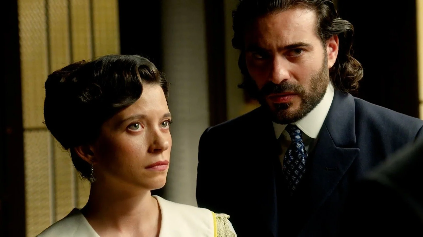 Jacobo cuenta a Martina y Adriano (@ibrahimalshamij) por qu&eacute; no puede volver a casa: su hermano mayor ha embarazado a una chica y sus padres quieren que se case con ella para salvar el honor del primog&eacute;nito.

📅 Lun. - Vie. 18:35h
📺&nb