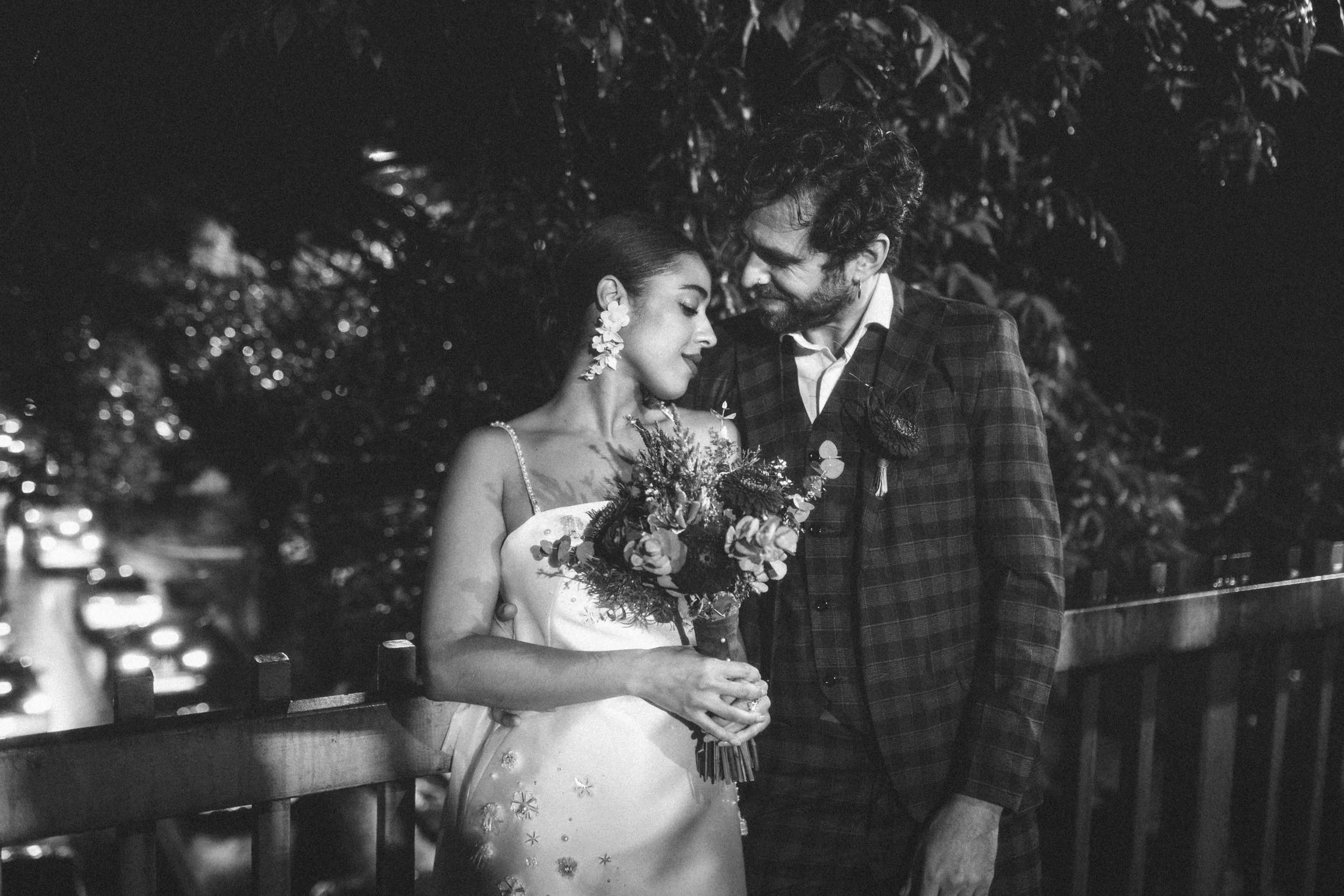 Bouquet Earrings 05 - modelo.jpg