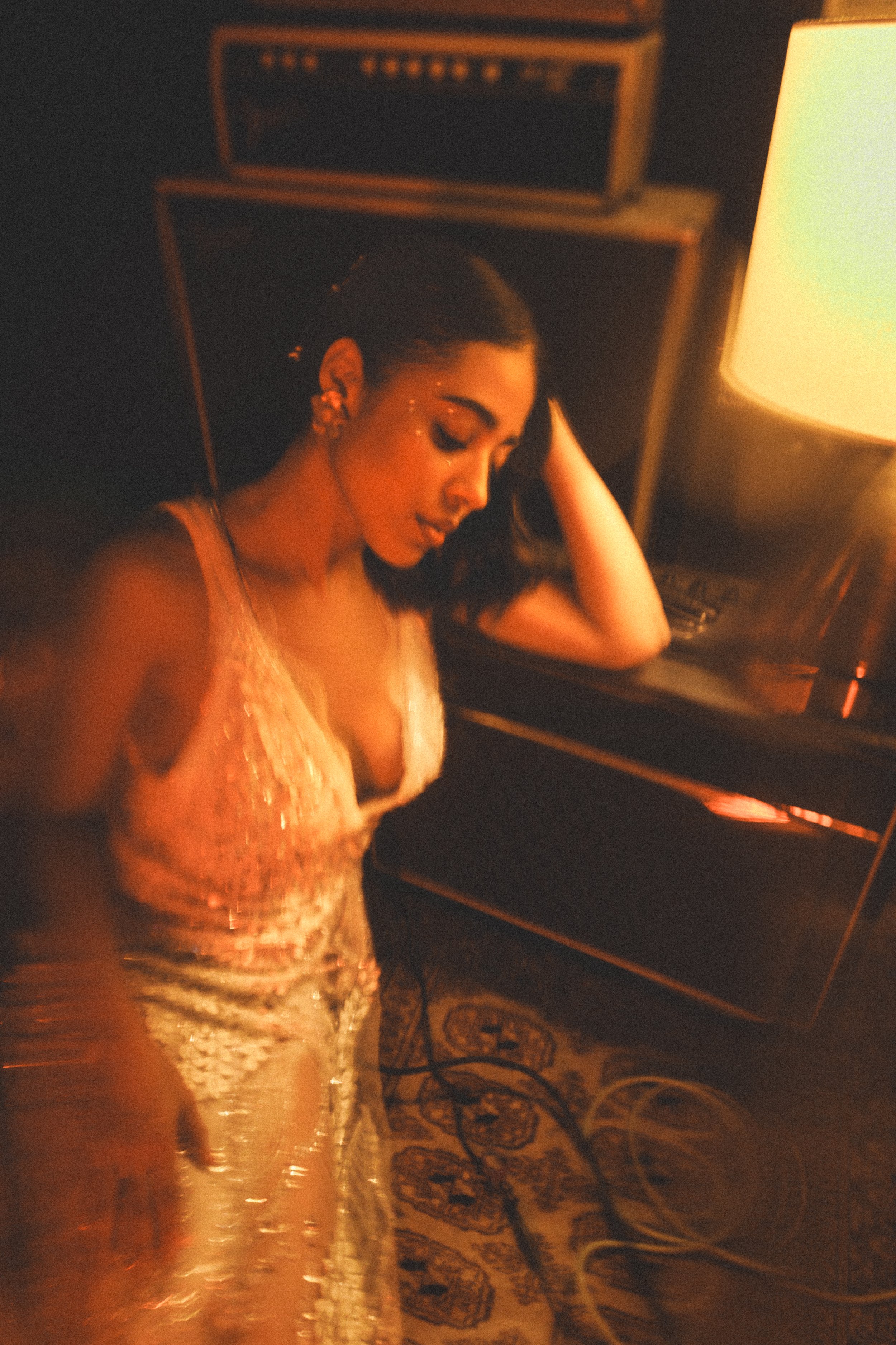 Mididalia Earrings 06 - modelo.jpg