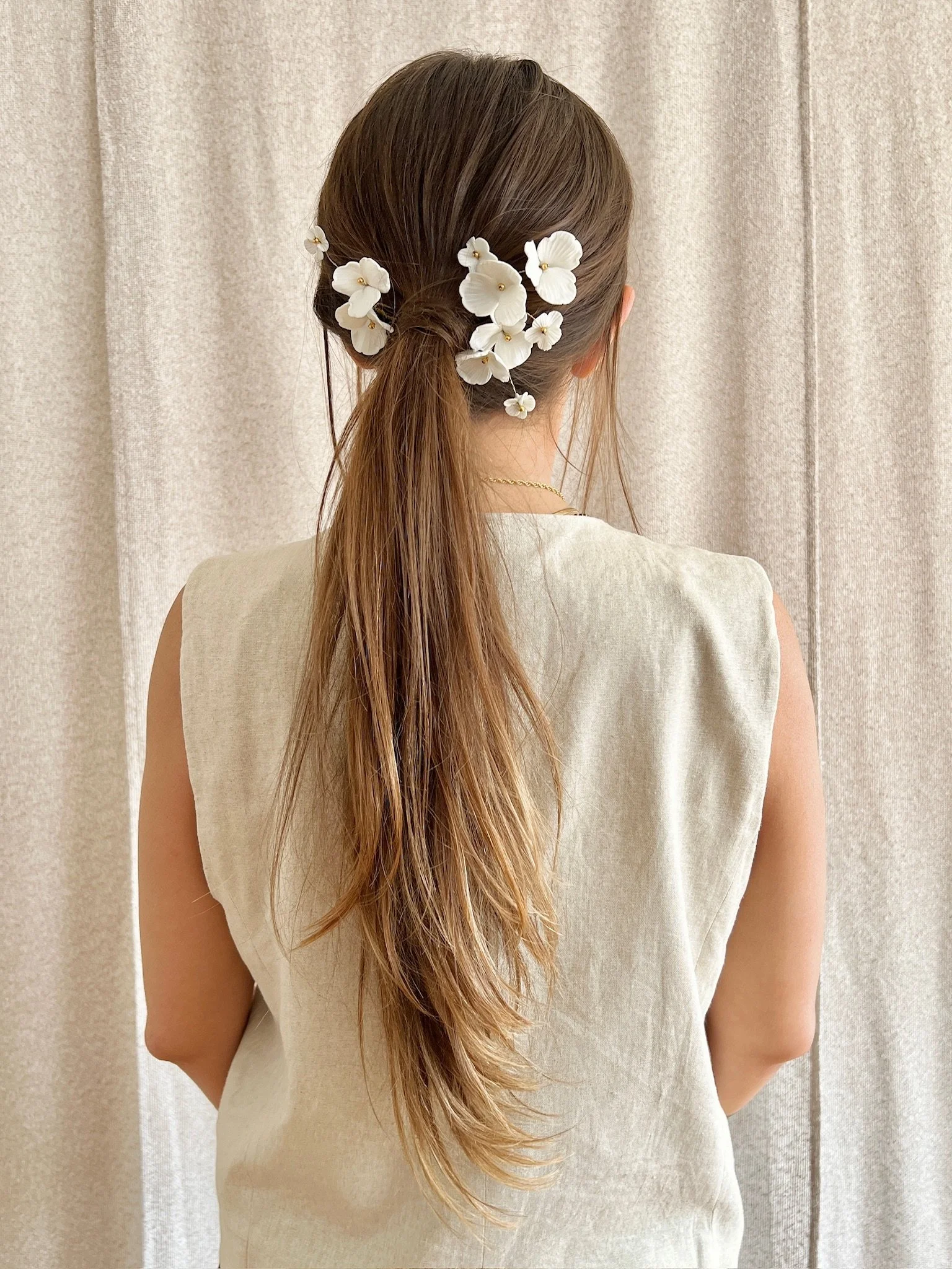 Dalias Blooming Pin 03 - modelo.JPG