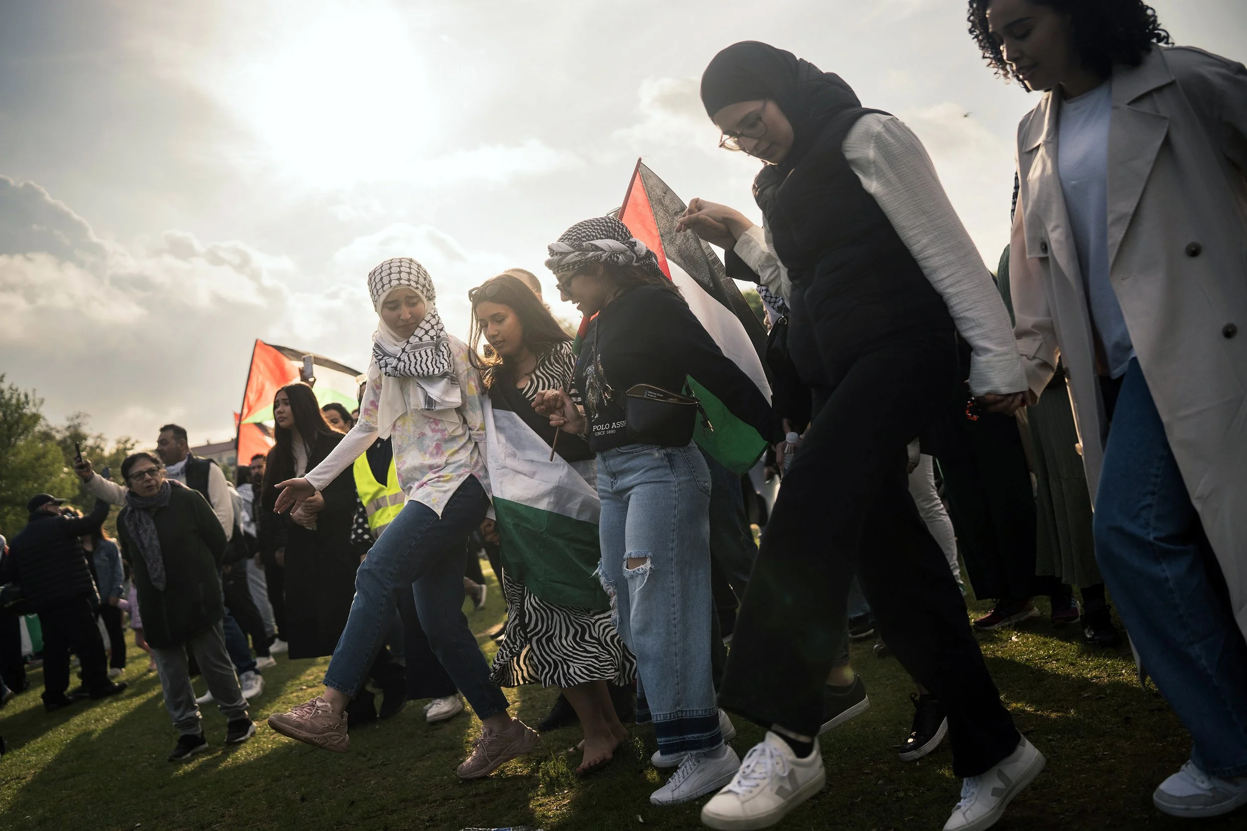 08-11130-eurovisiondemo-07 3000px.jpg