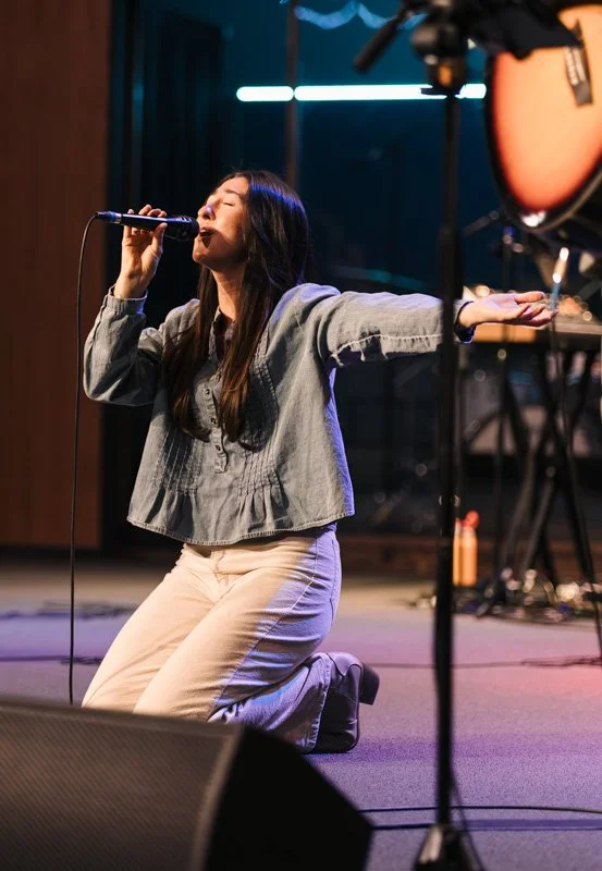 worship at Antioch Community Church in Chandler on a Sunday morning worship service