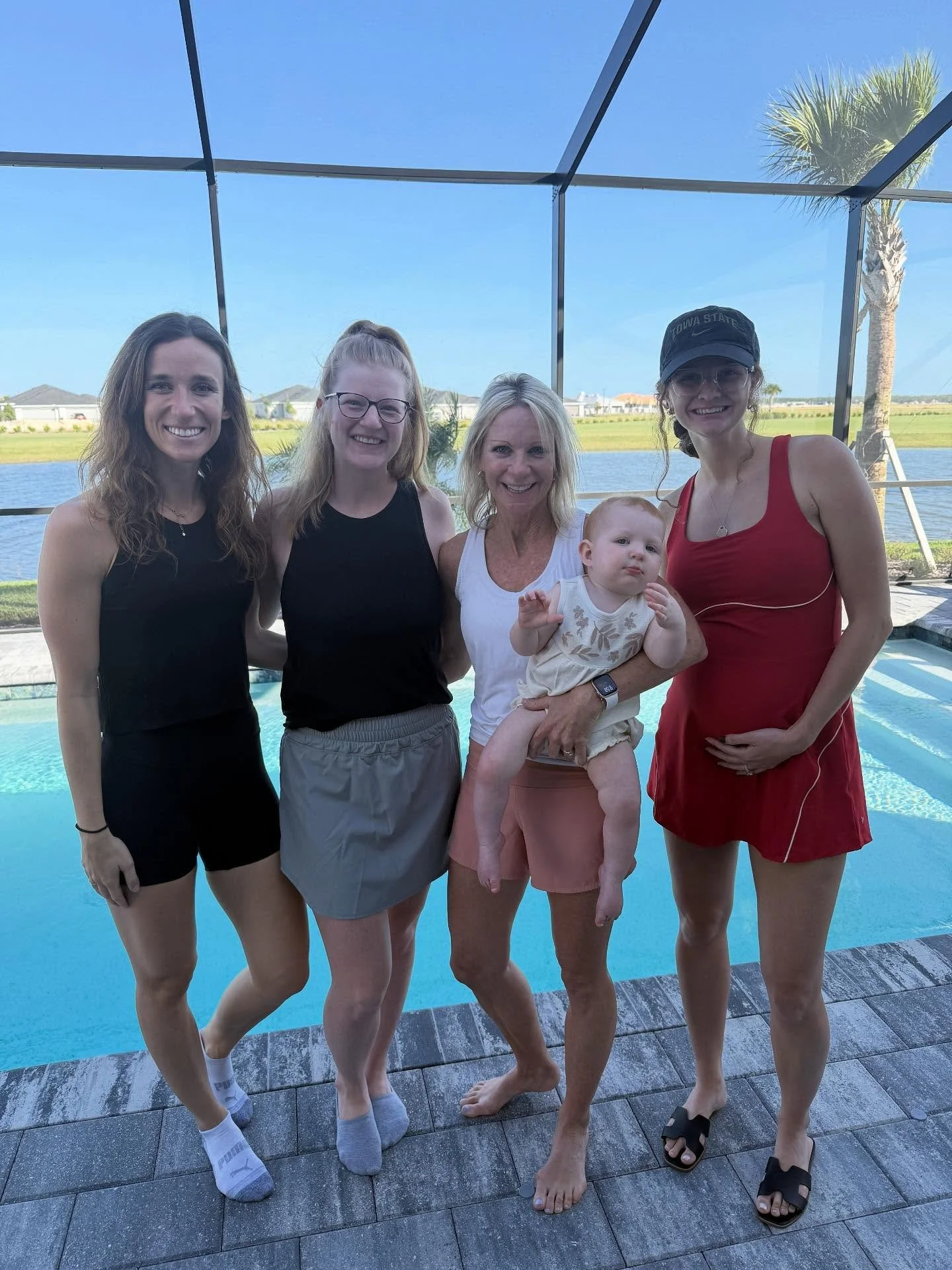 So grateful for the time together with all the kids in Florida ☀️🌴!! Had fun celebrating Mackenzie and hanging by the pool.  Momma heart overflowing ❤️!!