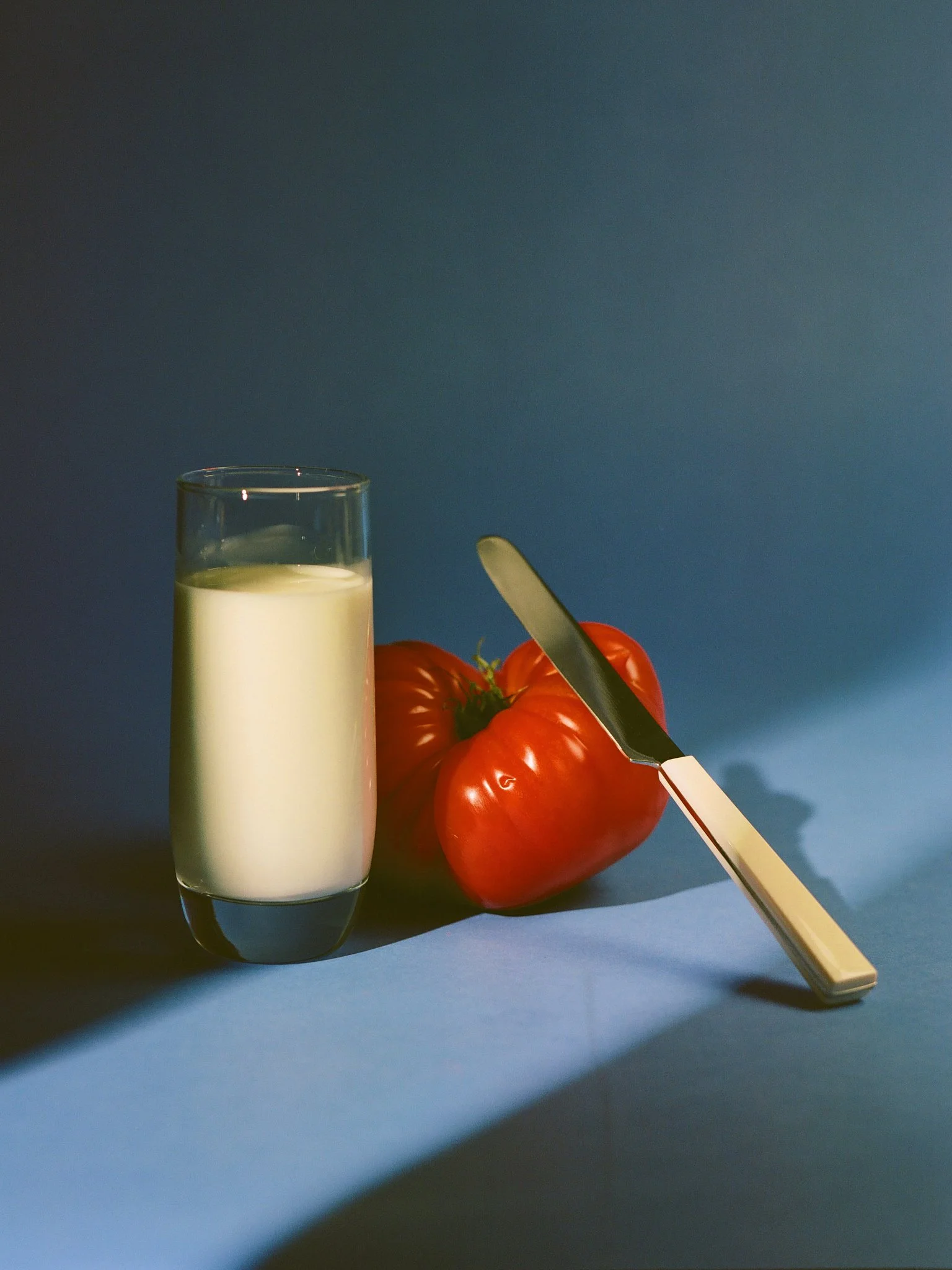 Tomato, Milk, Knife 1.jpg