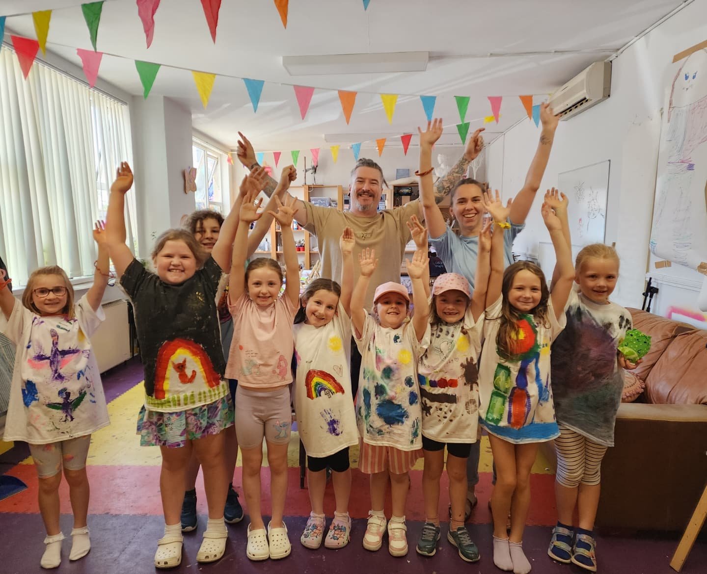 Well done to all the July Campers!! What a fun-creativity filled 4 days. We learn a lot, from drawing, painting, building, crafting, printing and animation all the way to helping each other, strech to get the creativity going, play games and collabor