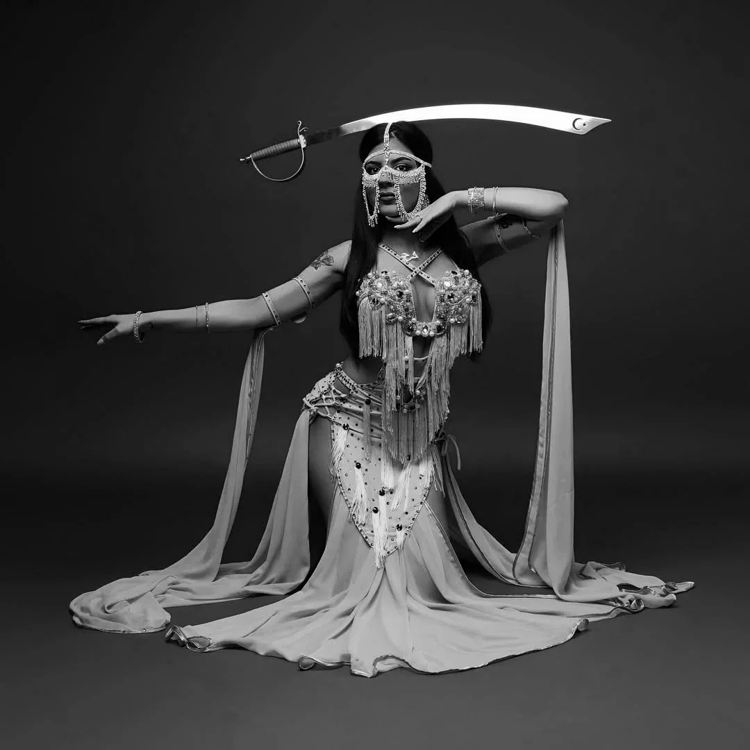 Belly+Dancer+Pic+Farrah+3.jpg