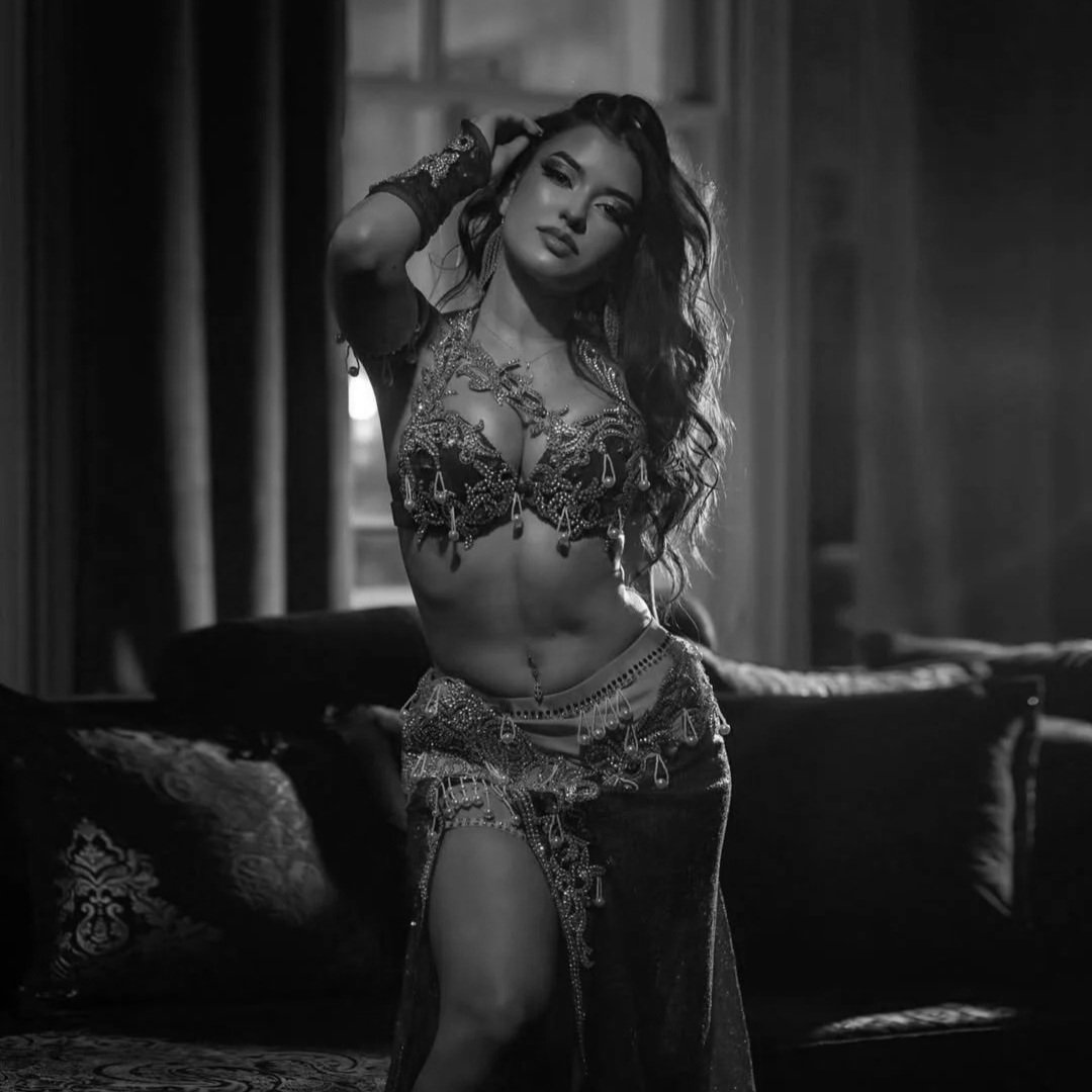 Belly+Dancer+Pic+Salma+1.jpg