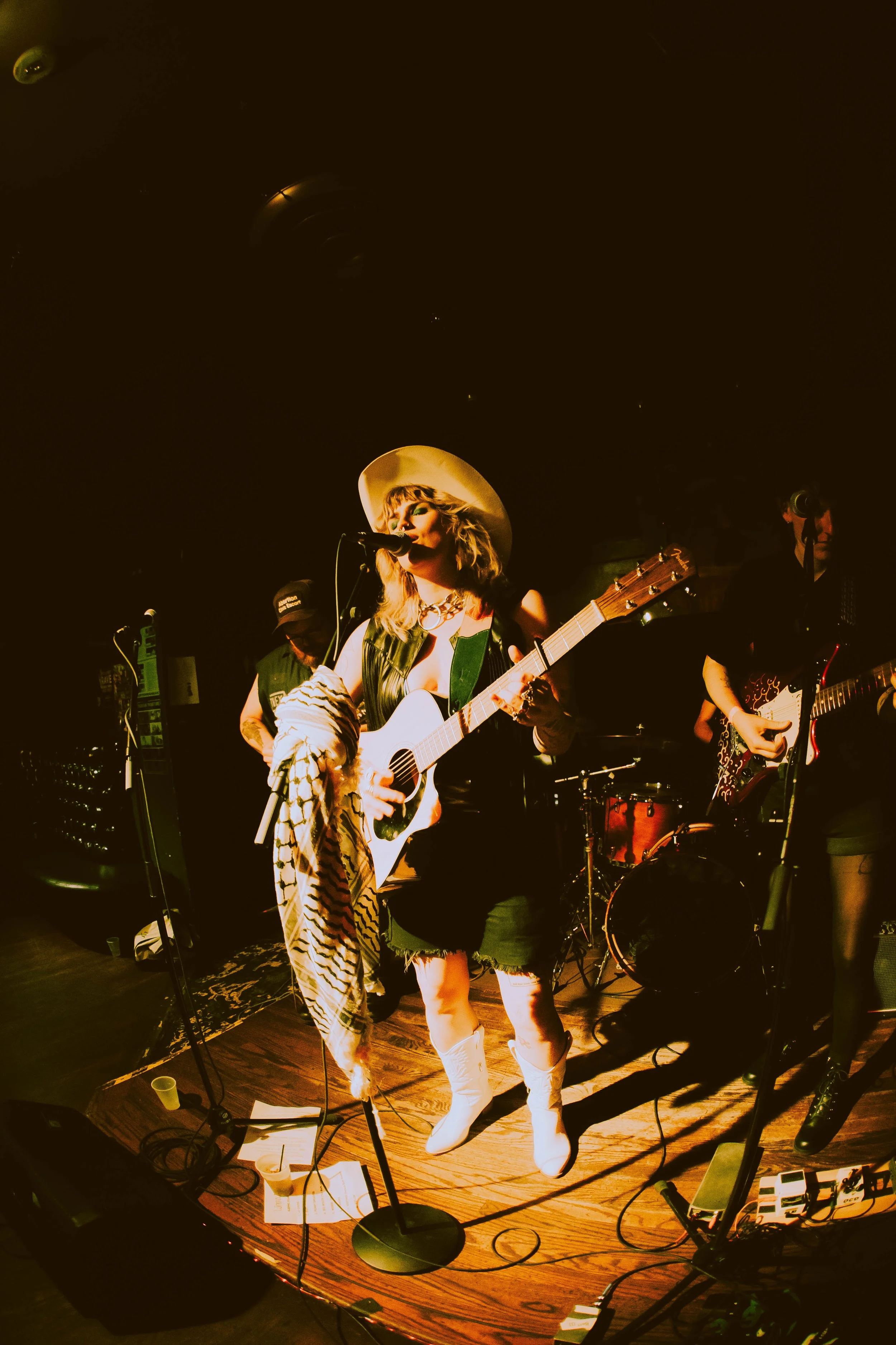 Olivia and the lovers