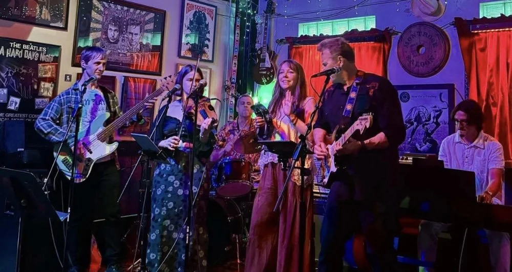 Abbey Ray & the Sunstones
