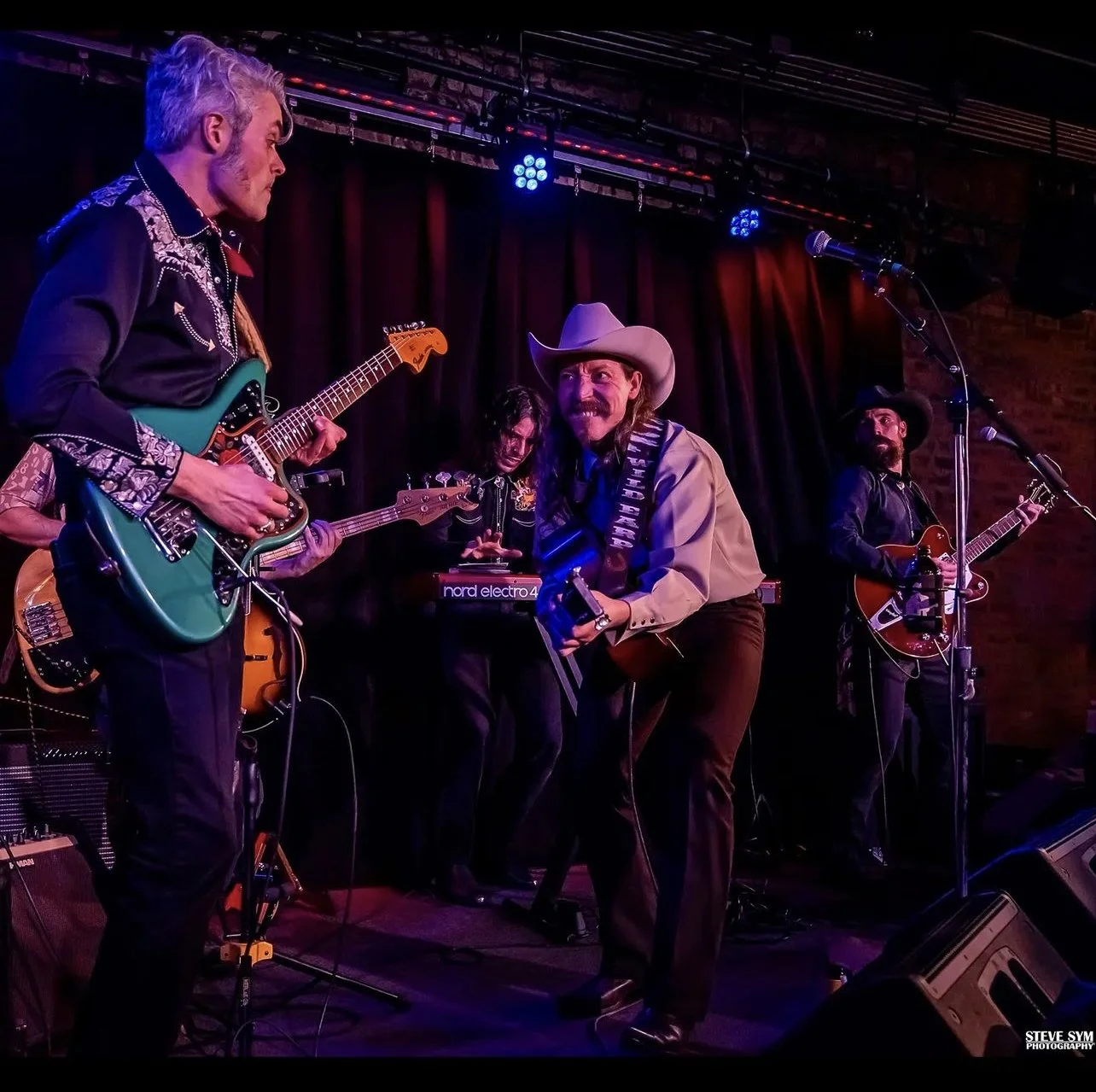  Wild Earp & The Free for alls