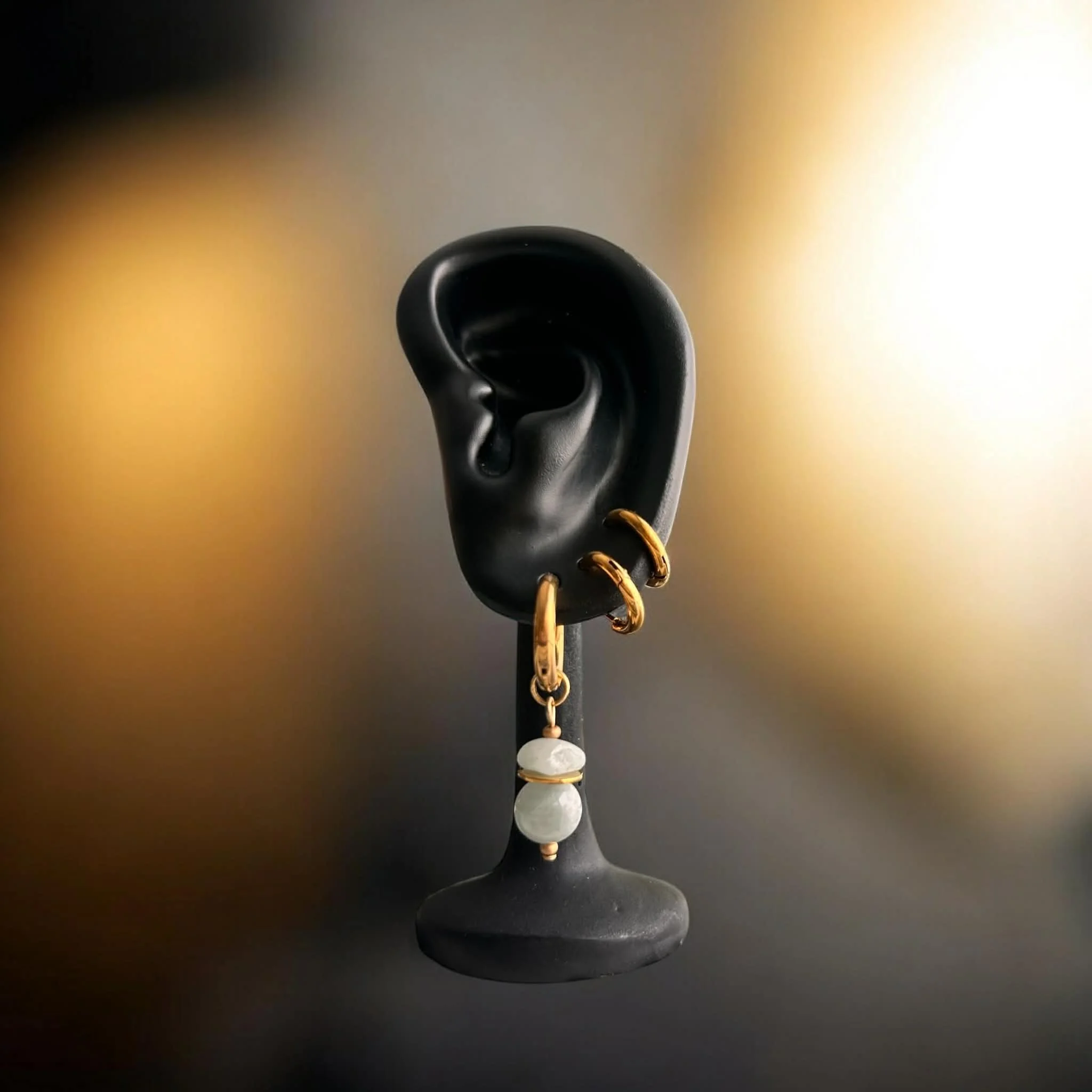 gold earring huggie aigue-marine 2.jpg