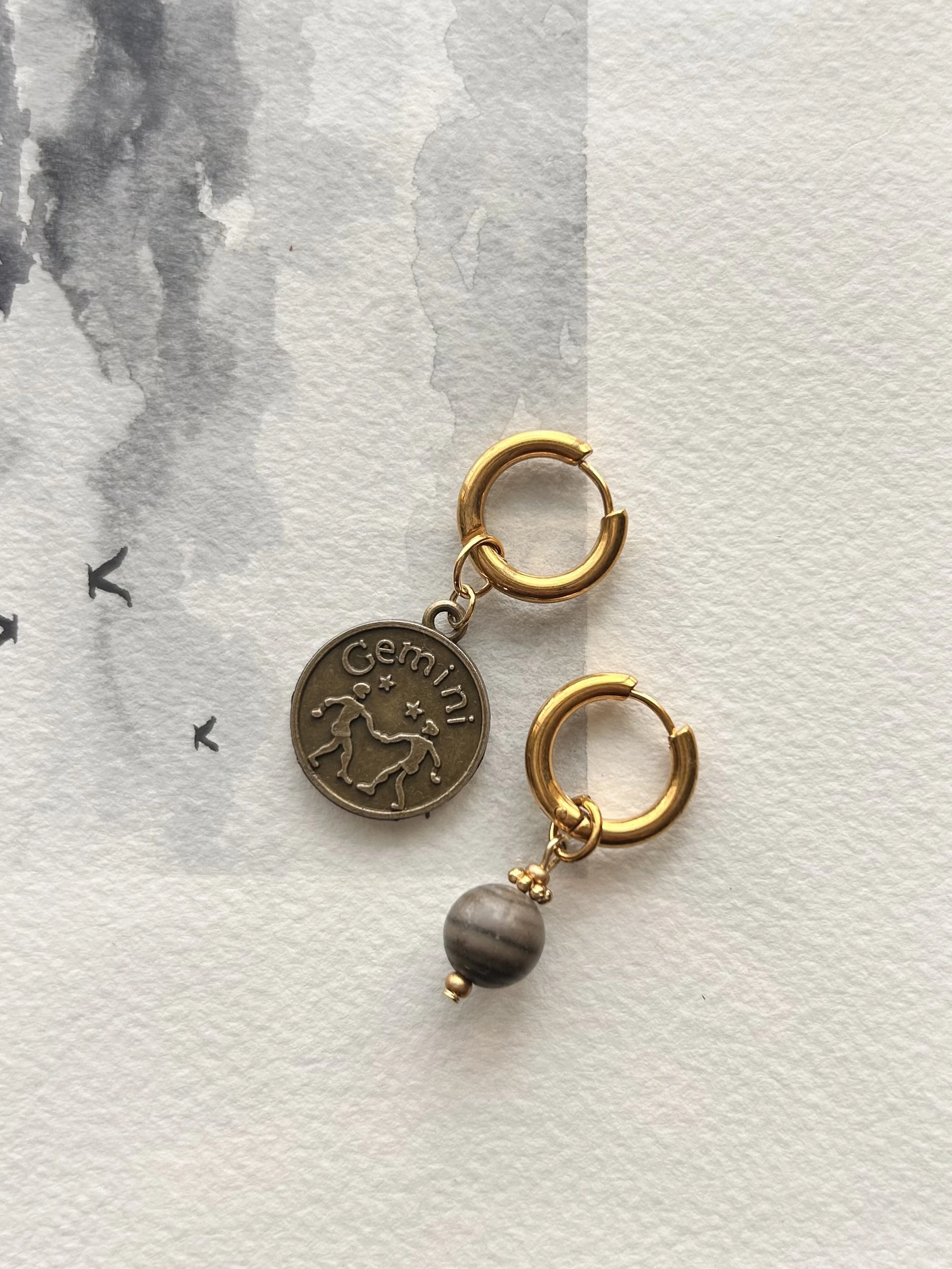 Dorées - Boucles d'oreilles astros - GÉMEAUX et pierre d'agate