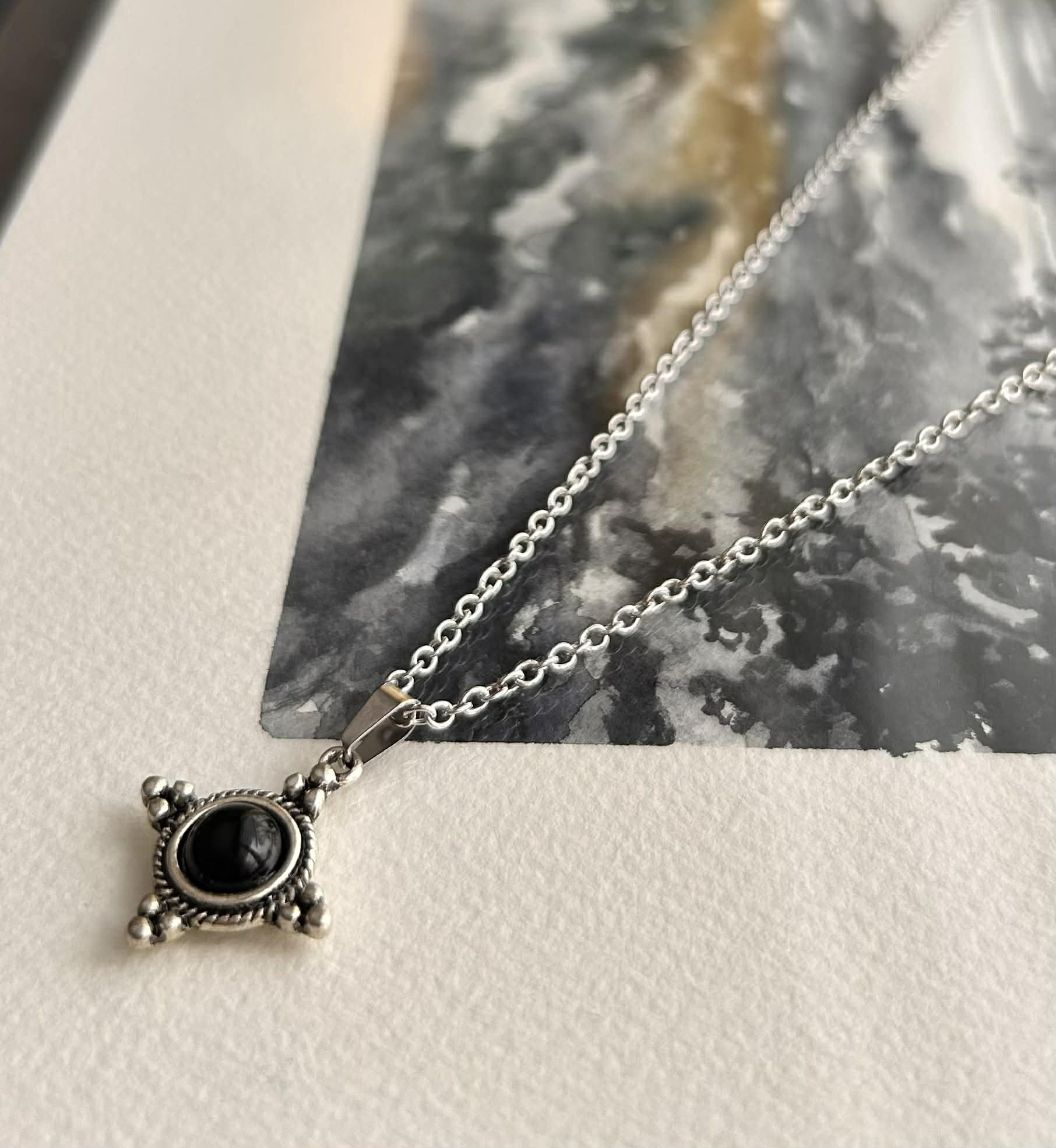 Collier pendentif ◦ Talisman