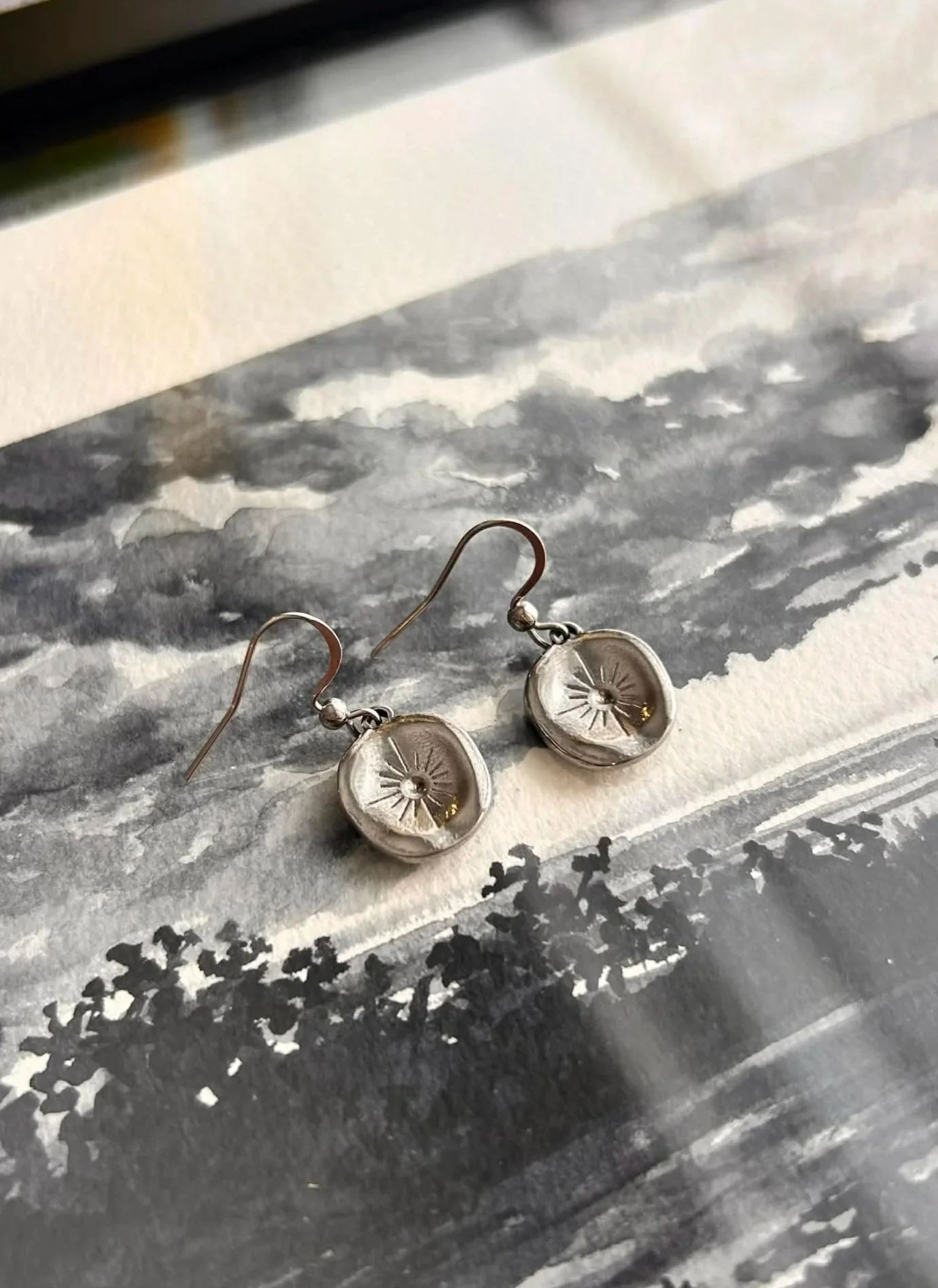 silver+earrings+medaillon+2.jpg
