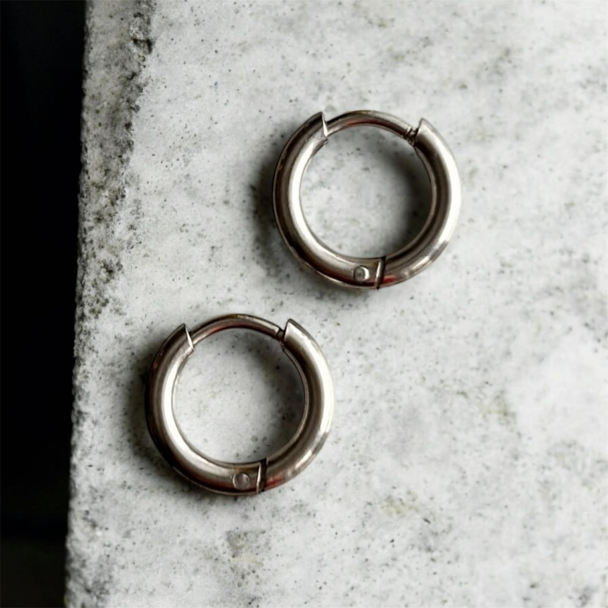 anneau huggie argent inox petit.jpg