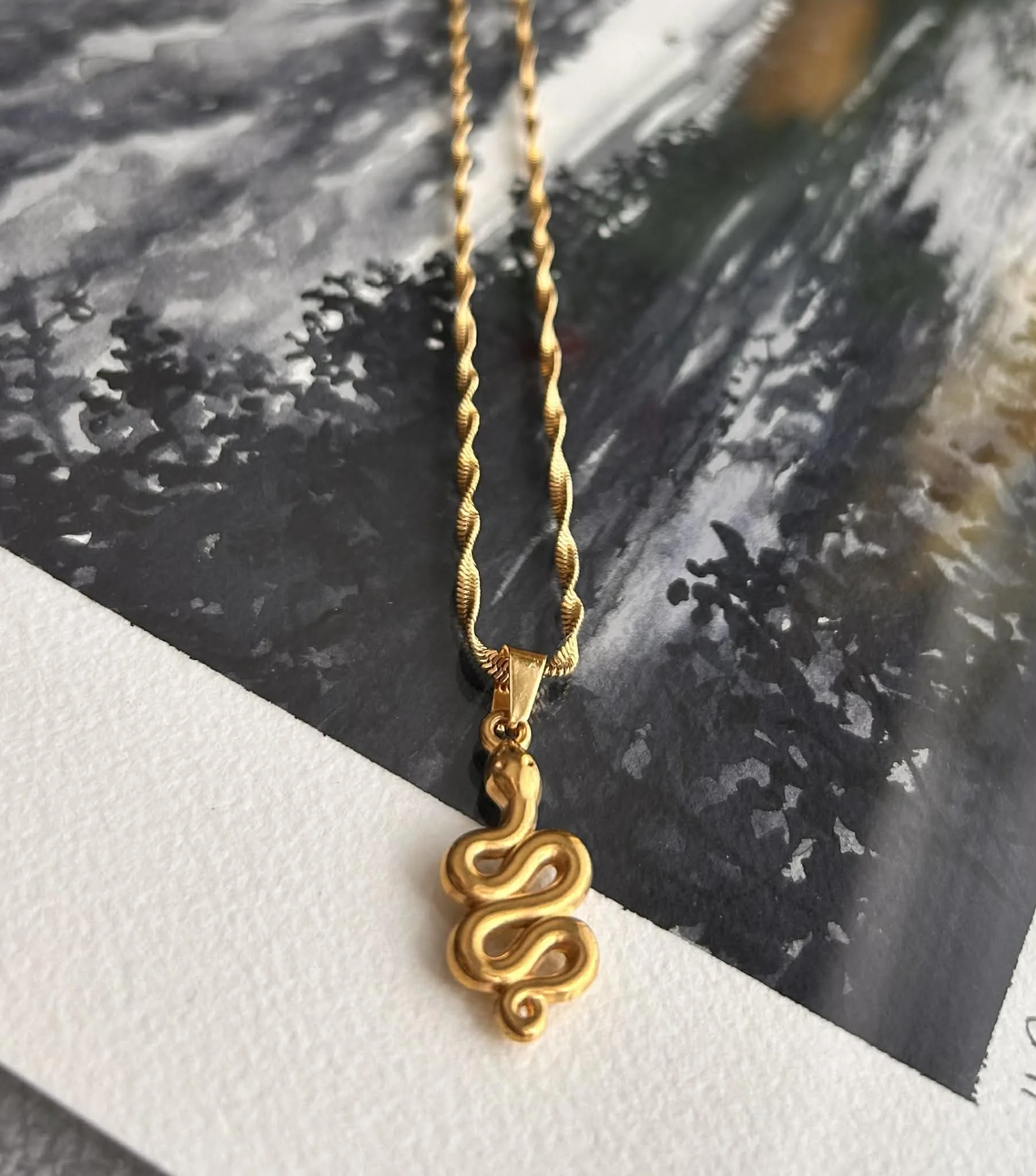 Collier pendentif ◦ Serpent