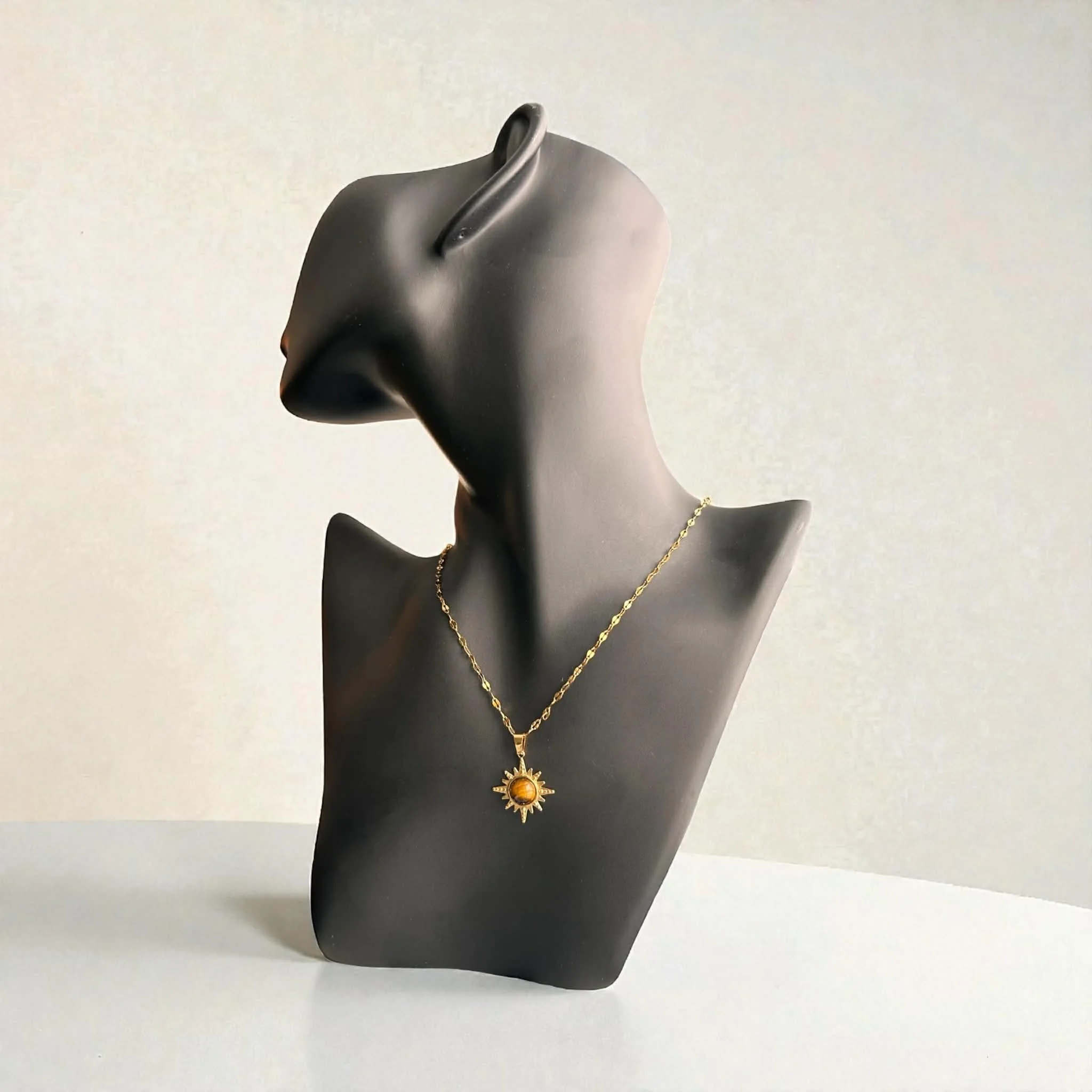 Pendentif soleil oeil de tigre or.jpg