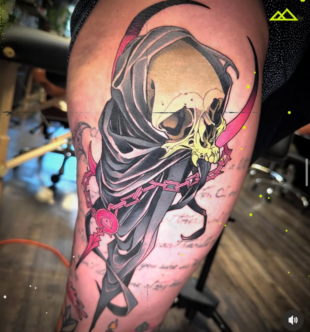 Emmanuel Mendoza - Tattoo Artist
