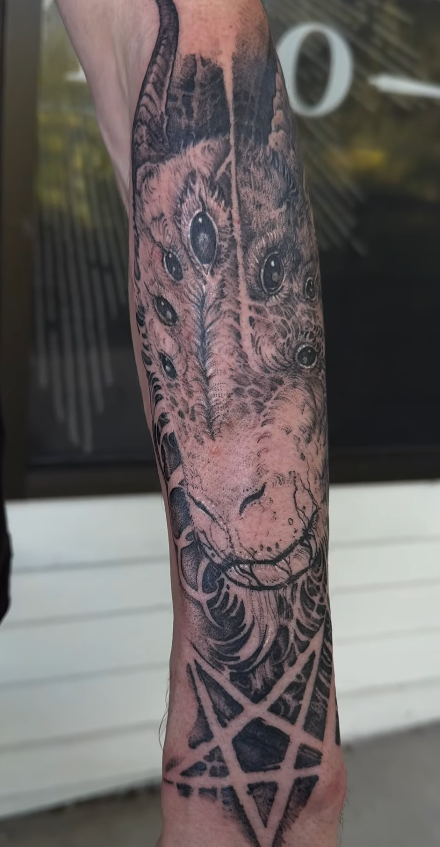 jason taylor - tattoo artist