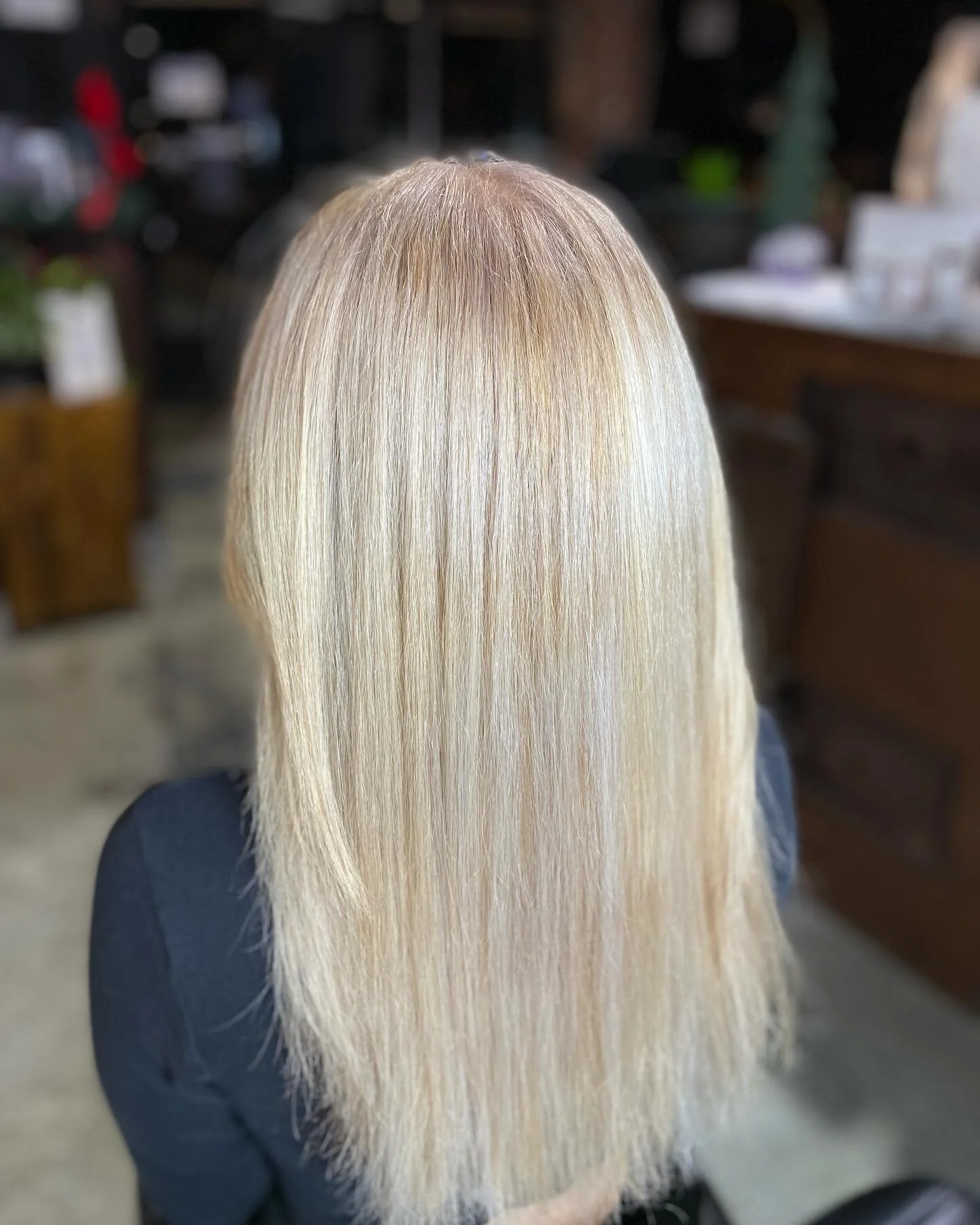 MAJOR CORRECTION! This beauty had a full bleach out done at another salon months ago and her poor hair was so overprocessed. We took great care to get back on track! Full bleach outs require salon visits every 4 weeks to avoid banding n the hair, are