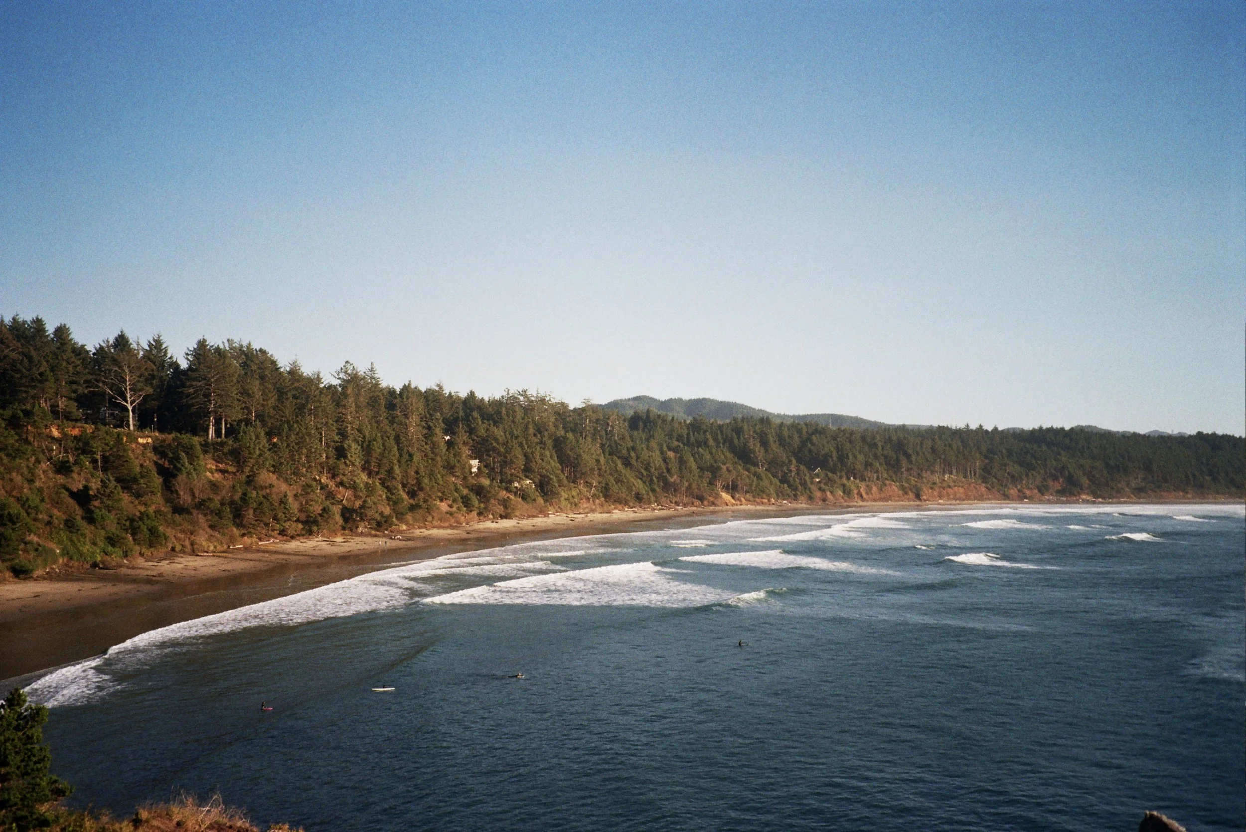 How to Dress for a Day on the Oregon Coast.