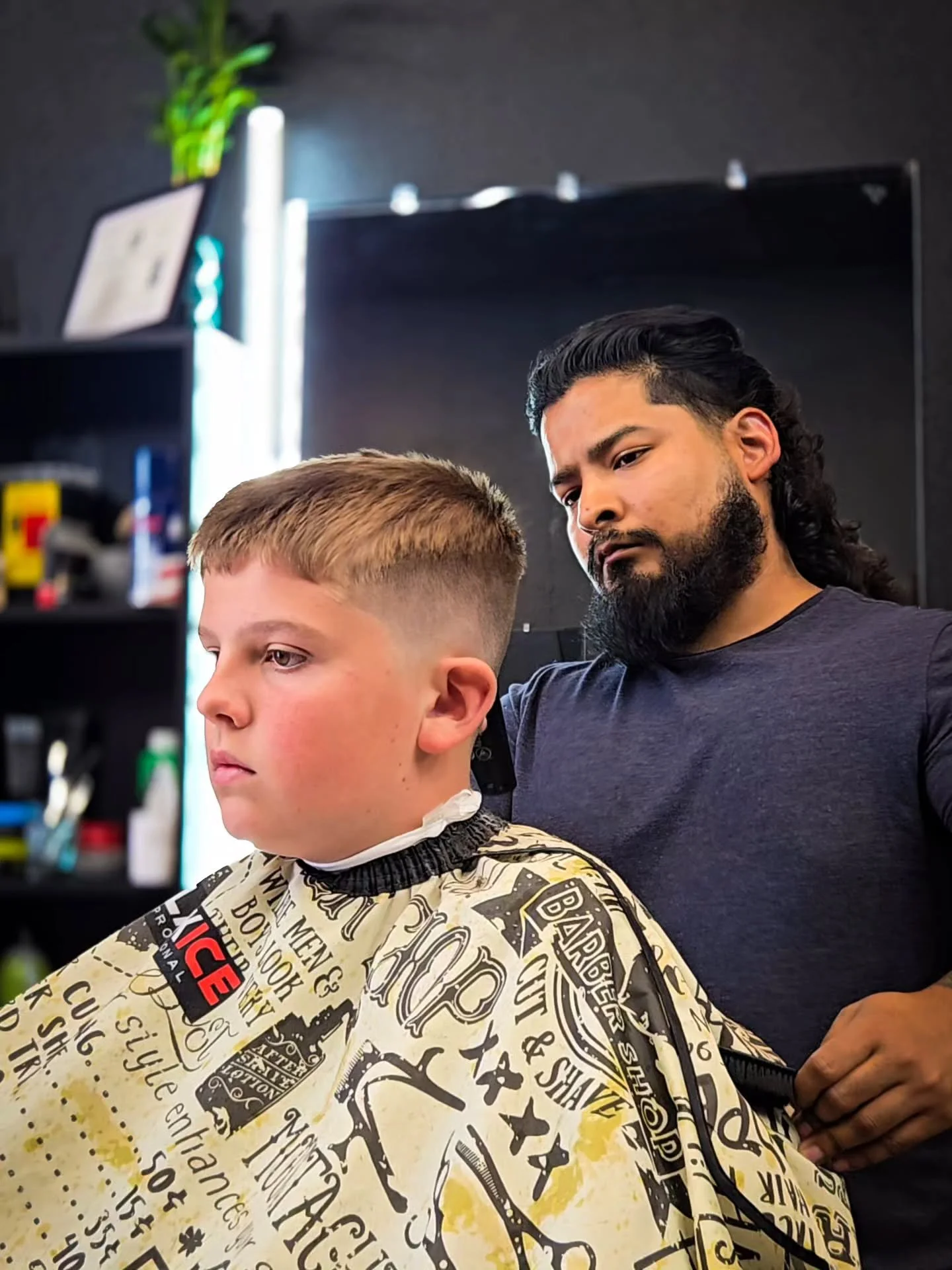 Locked in. No distractions, just precision.
Every cut gets this level of focus.

📍3630 N Shiloh Rd Suite 205, Garland, TX
  Walkins are welcome 
  Book ahead: 9linebarbershop.com

#GarlandTX #PlanoTX #RichardsonTX #HighStandardsBarbers #FreshFade