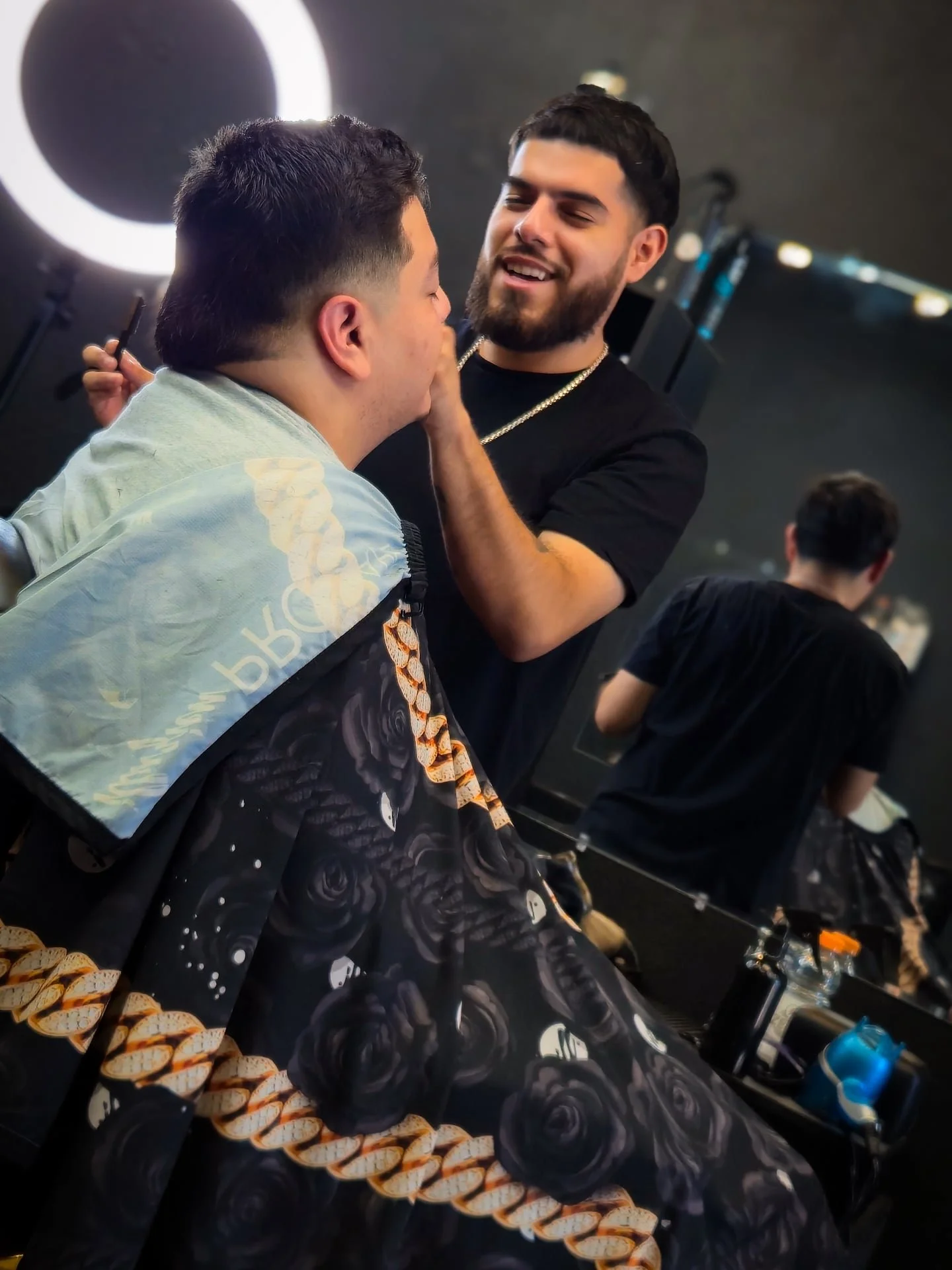 All smiles after a fresh fade 😎✂️
Confidence starts in the chair&mdash;let us take care of the rest.

📍3630 N Shiloh Rd Suite 205, Garland, TX
Walkins are welcome 
Book ahead: 9linebarbershop.com

#GarlandTX #PlanoTX #RichardsonTX #BarberLife #Clea
