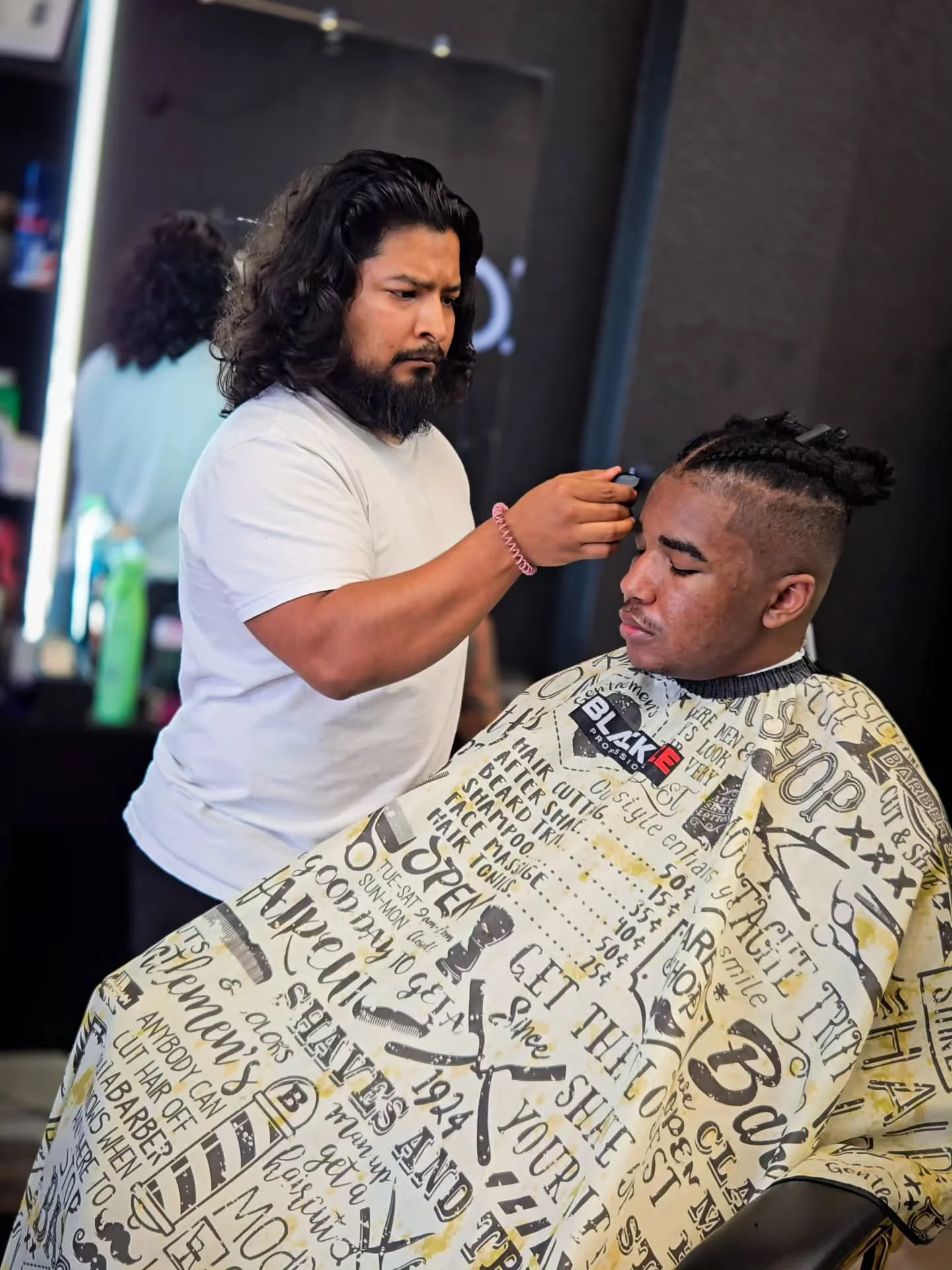 Details matter.
Every line, every fade done right the first time.

Walk-ins are welcome
Book ahead: 9linebarbershop.com
📍 3630 N Shiloh Rd Suite 205, Garland,Tx 

#DetailsMatter #PlanoTX #RichardsonTX #GarlandBarber #SharpCut #WalkInsWelcome