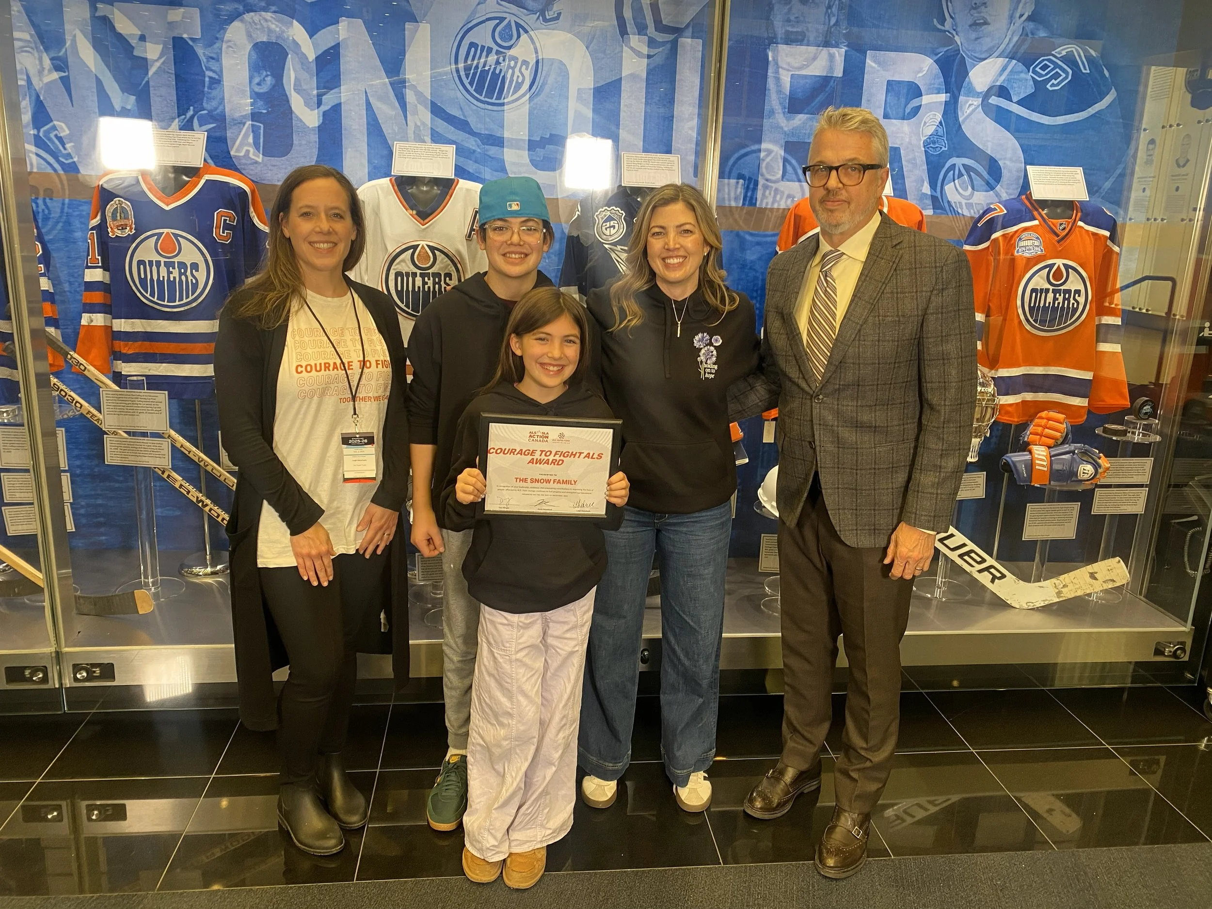 Honouring the First Courage to Fight ALS Award Recipients:&nbsp;The Snow Family