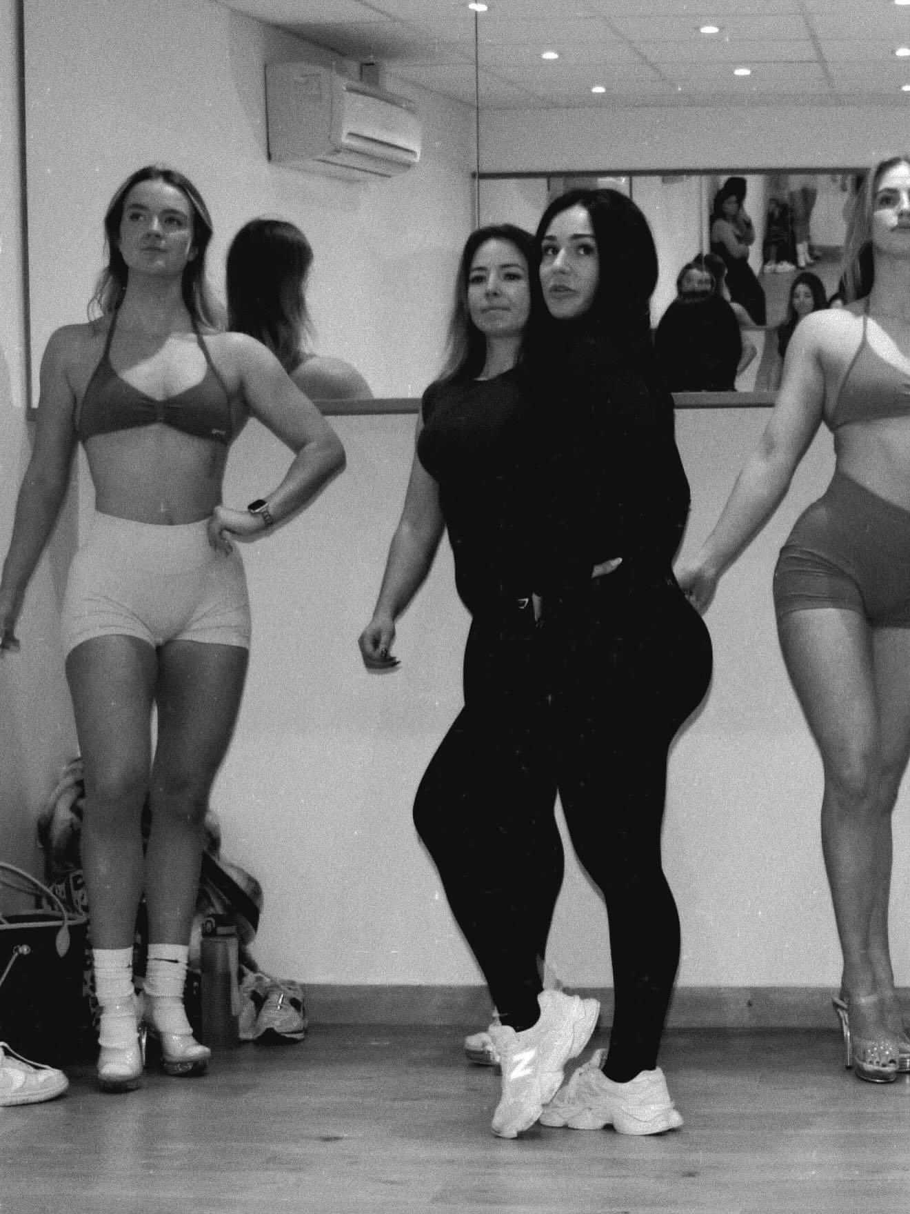 Less than 16 weeks out from the start of the season 👀 

To celebrate the end of the year we are contemplating running a giveaway (it&rsquo;s been a HOT minute since we did one!)

Double tap if you&rsquo;re planning to compete and want in 🙋🏽&zwj;♀️