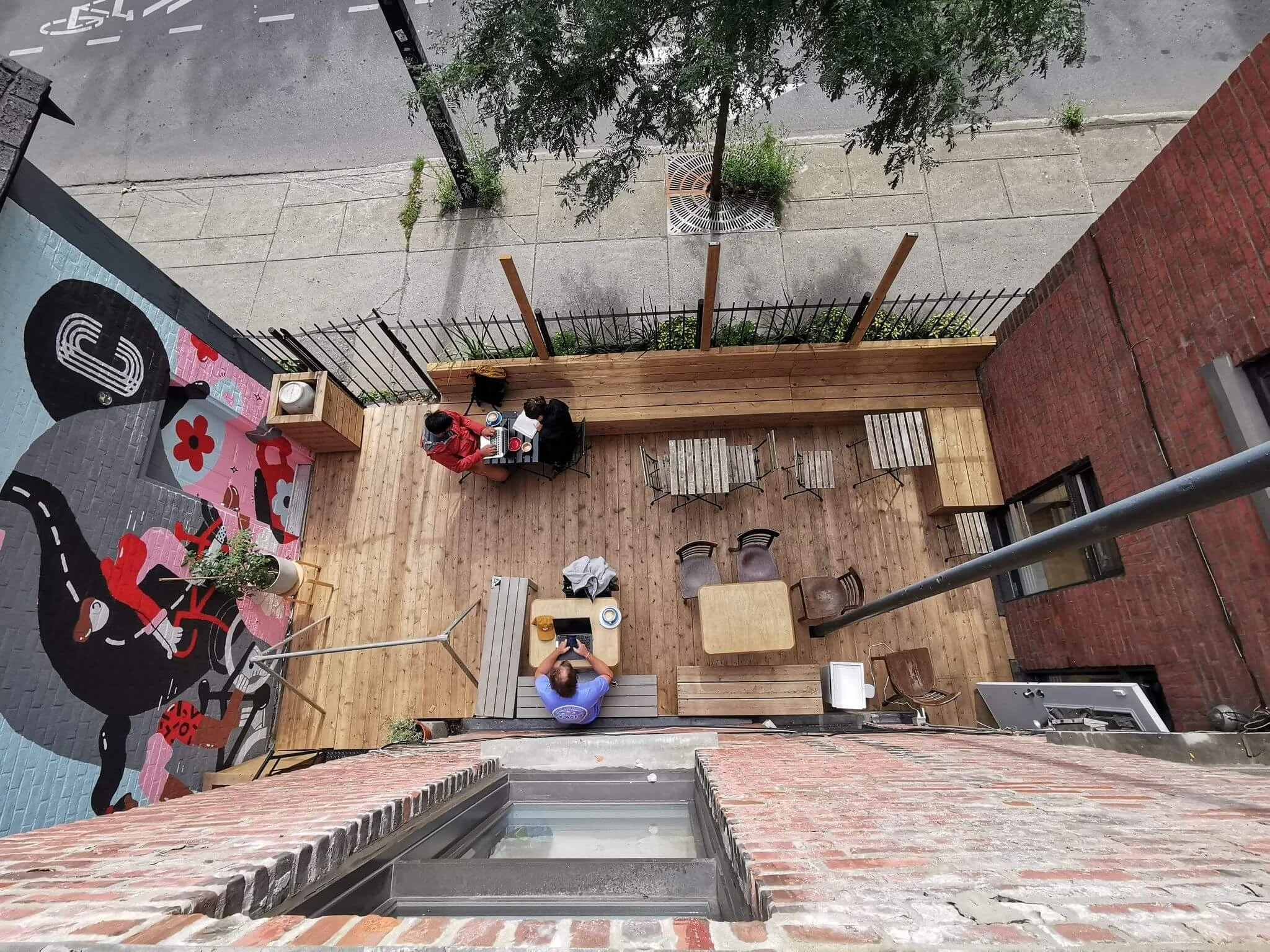 terrasse sur mesure exterieure en bois amenagement vue de haut.jpg