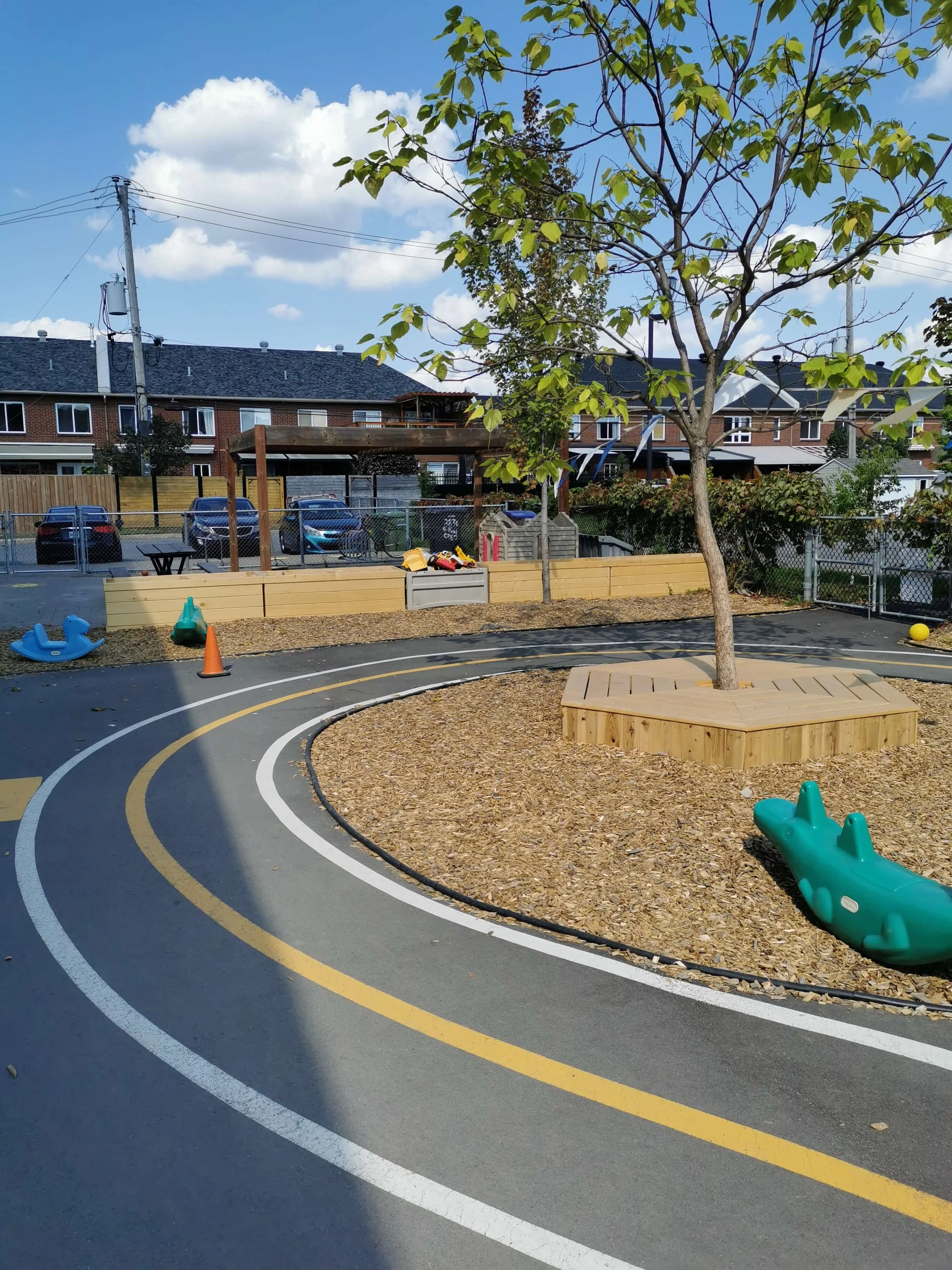 amenagement exterieur en bois sur mesure residentiel commercial (141).jpg