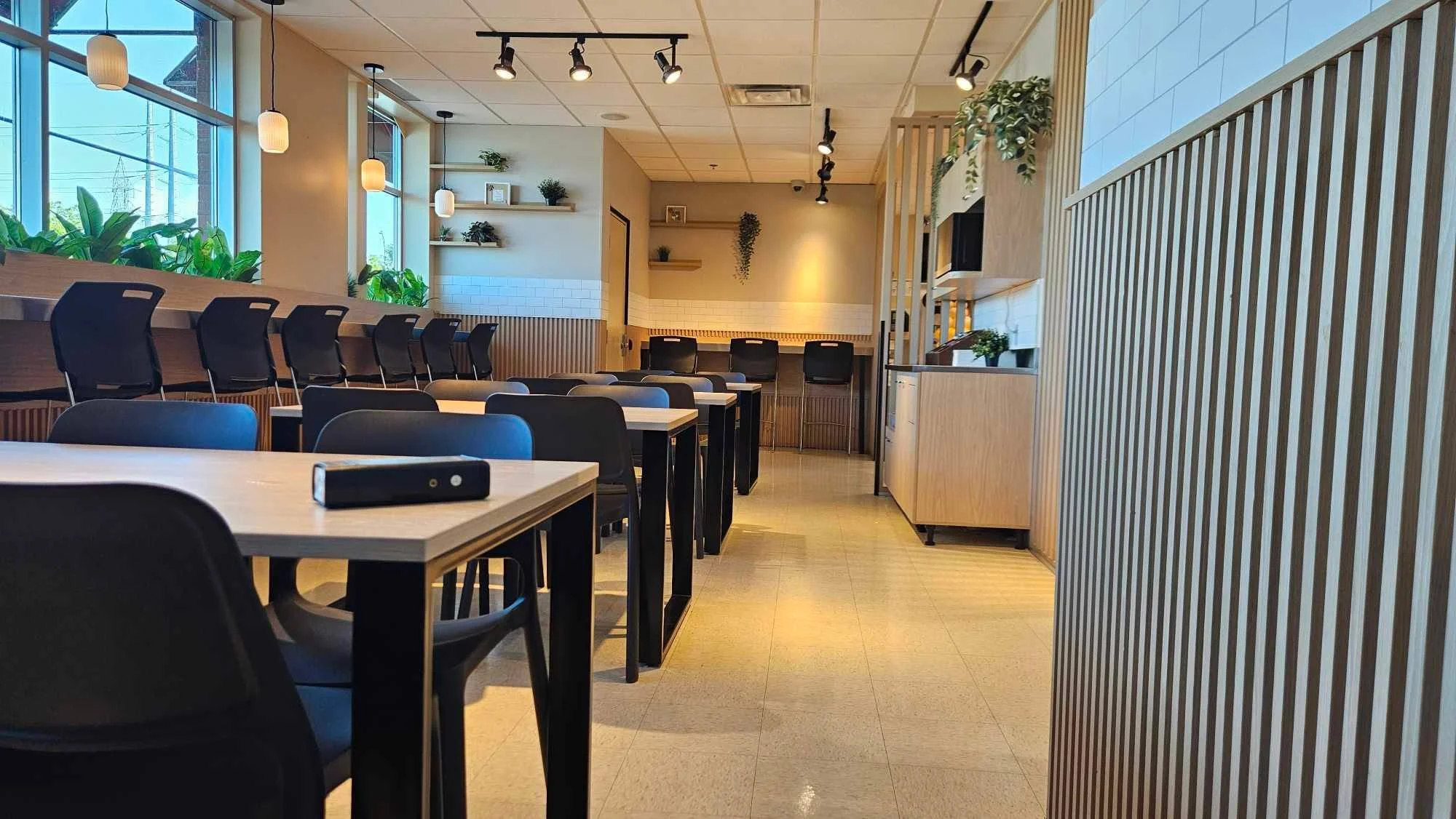 IGA cafeteria (1).jpg