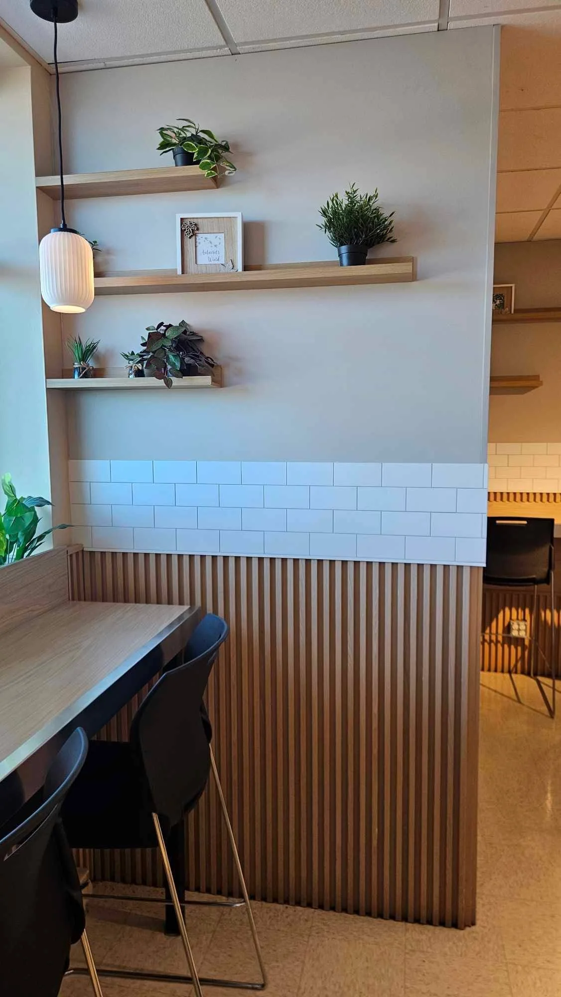 IGA cafeteria (6).jpg